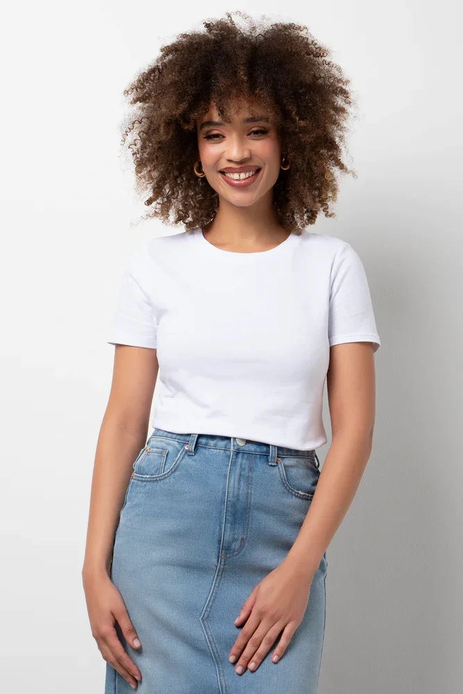 Minimalist Design Crew Neck Short Sleeve Fitted T-Shirt White