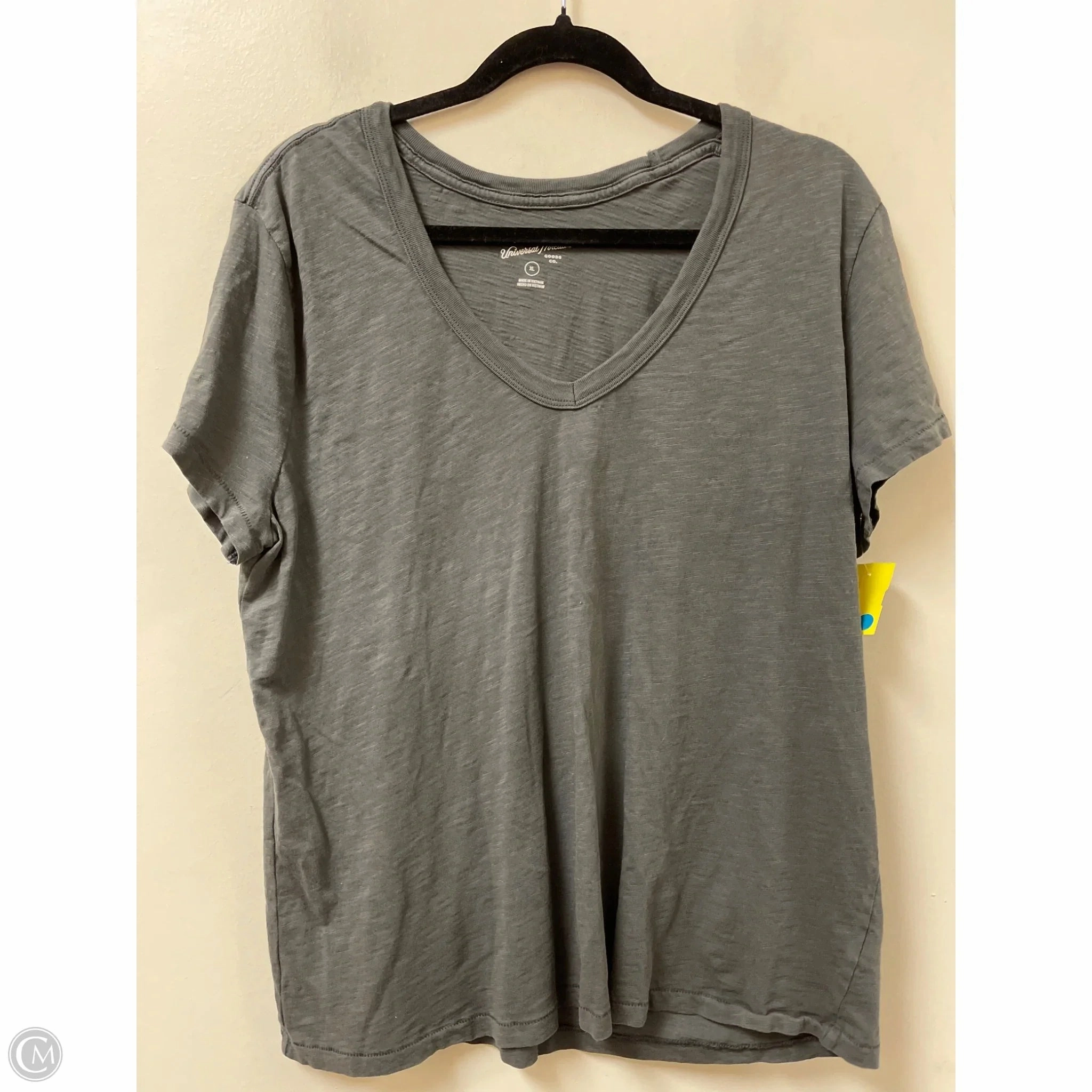 Top Short Sleeve By Universal Thread In Grey, Size: Xl Durable Color Retention