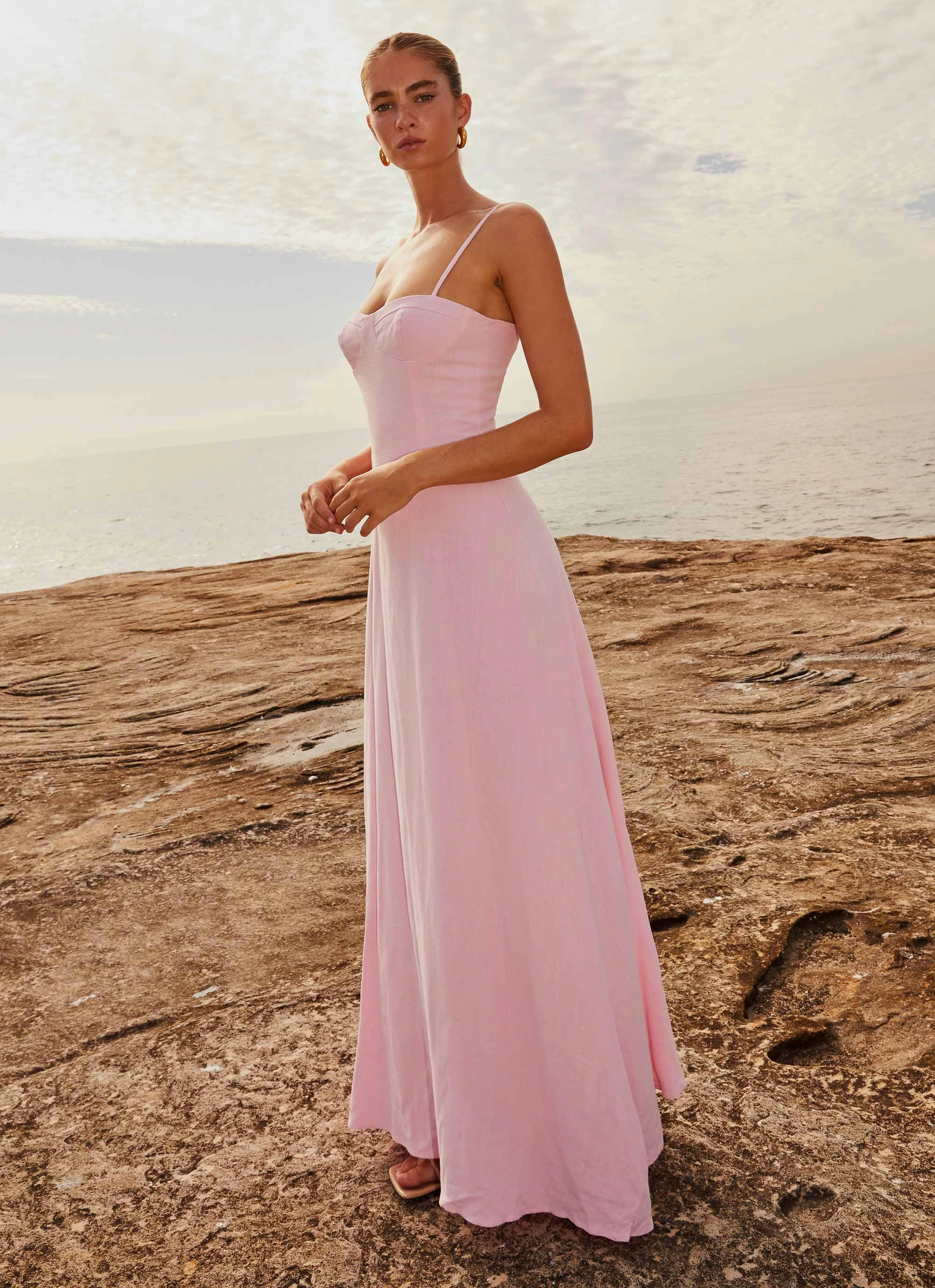 Angelina Linen Maxi Dress - Pink Petal Curve Friendly