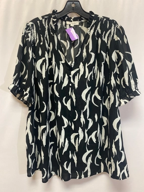 Neutral Color Black Top Short Sleeve Clothes Mentor, Size 1x