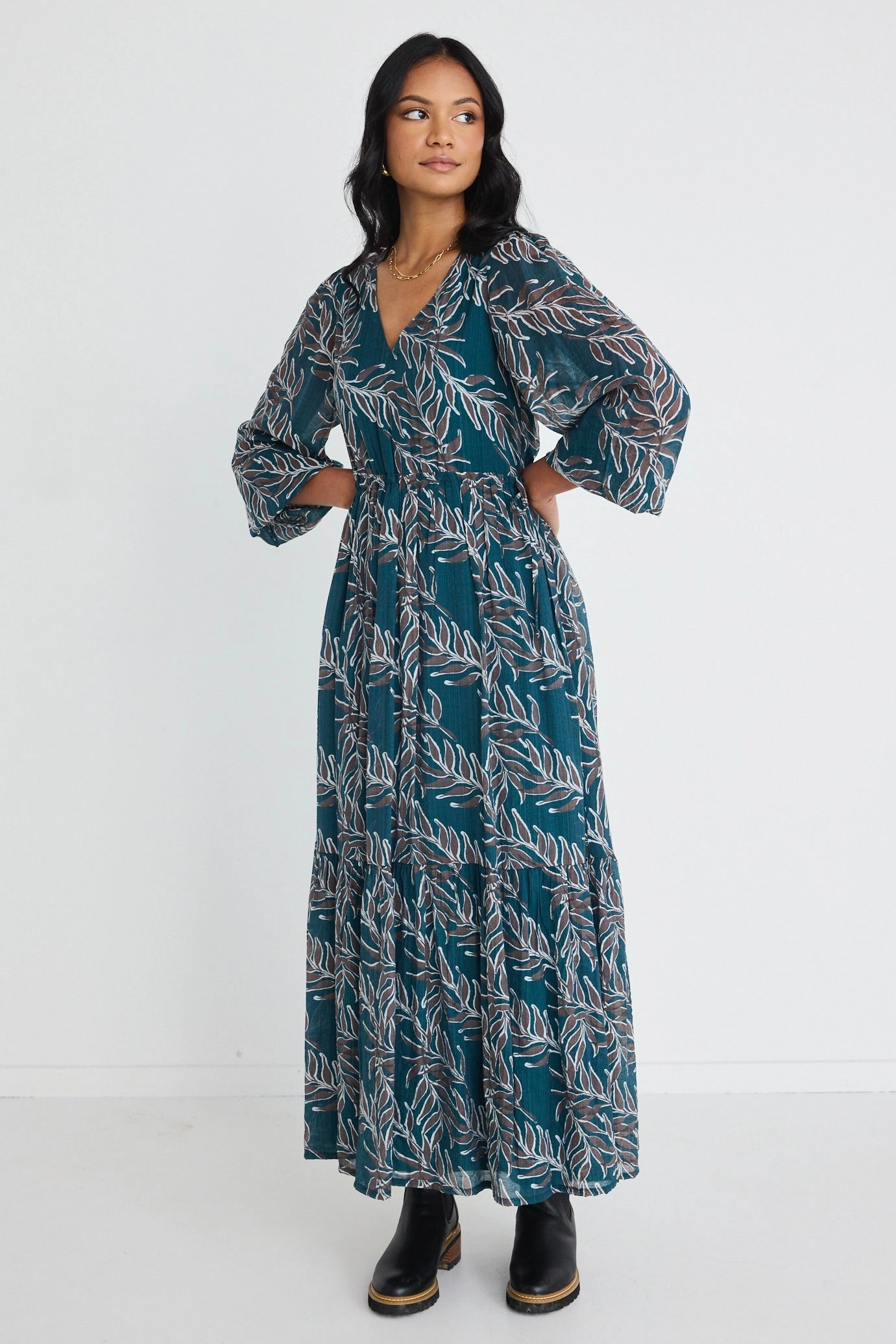 Aroha Forest Leaves LS V Neck Tiered Tie Waist Maxi Dress Trendy Vibe