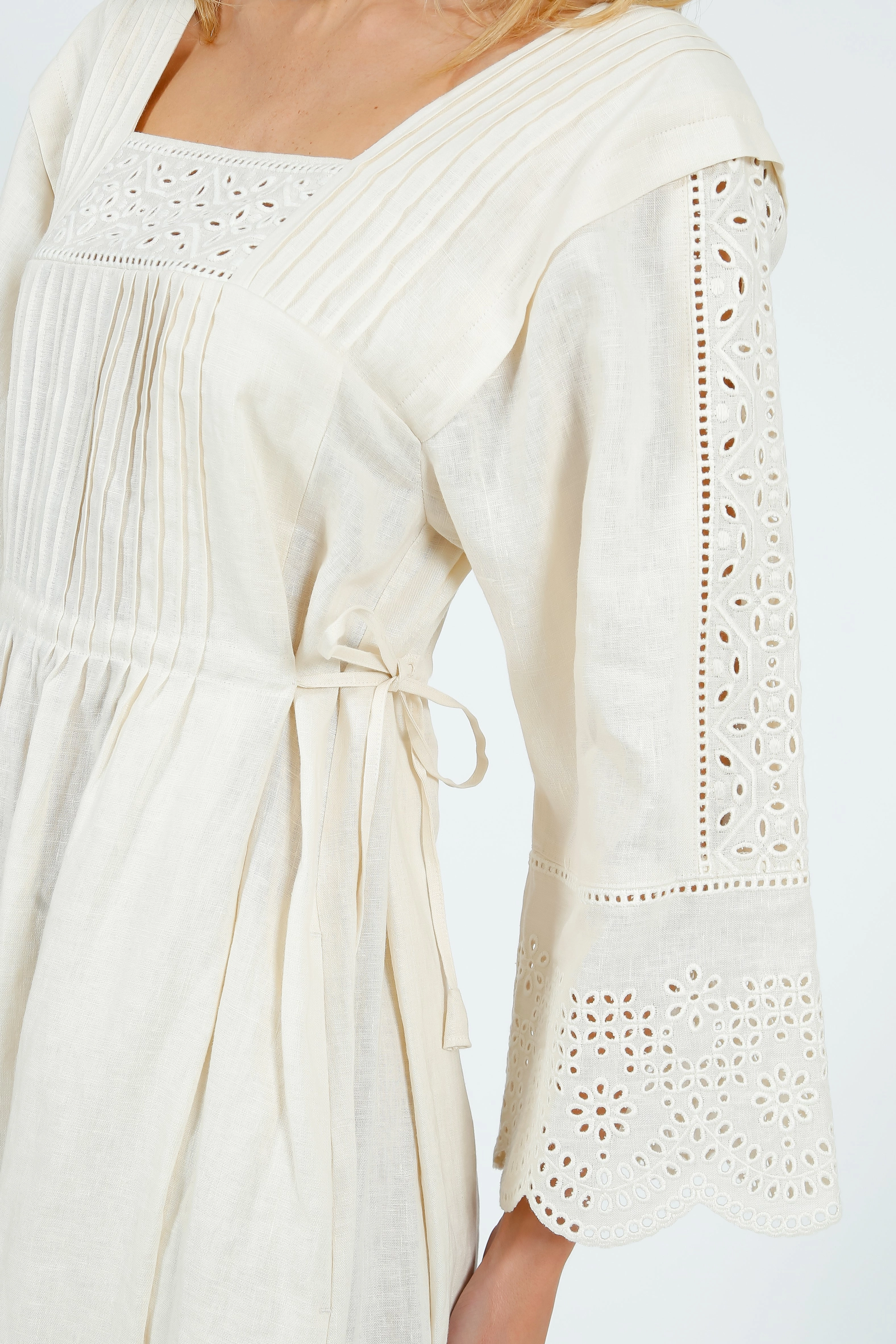 MM Luglio Dress in Ecru Clean Structure