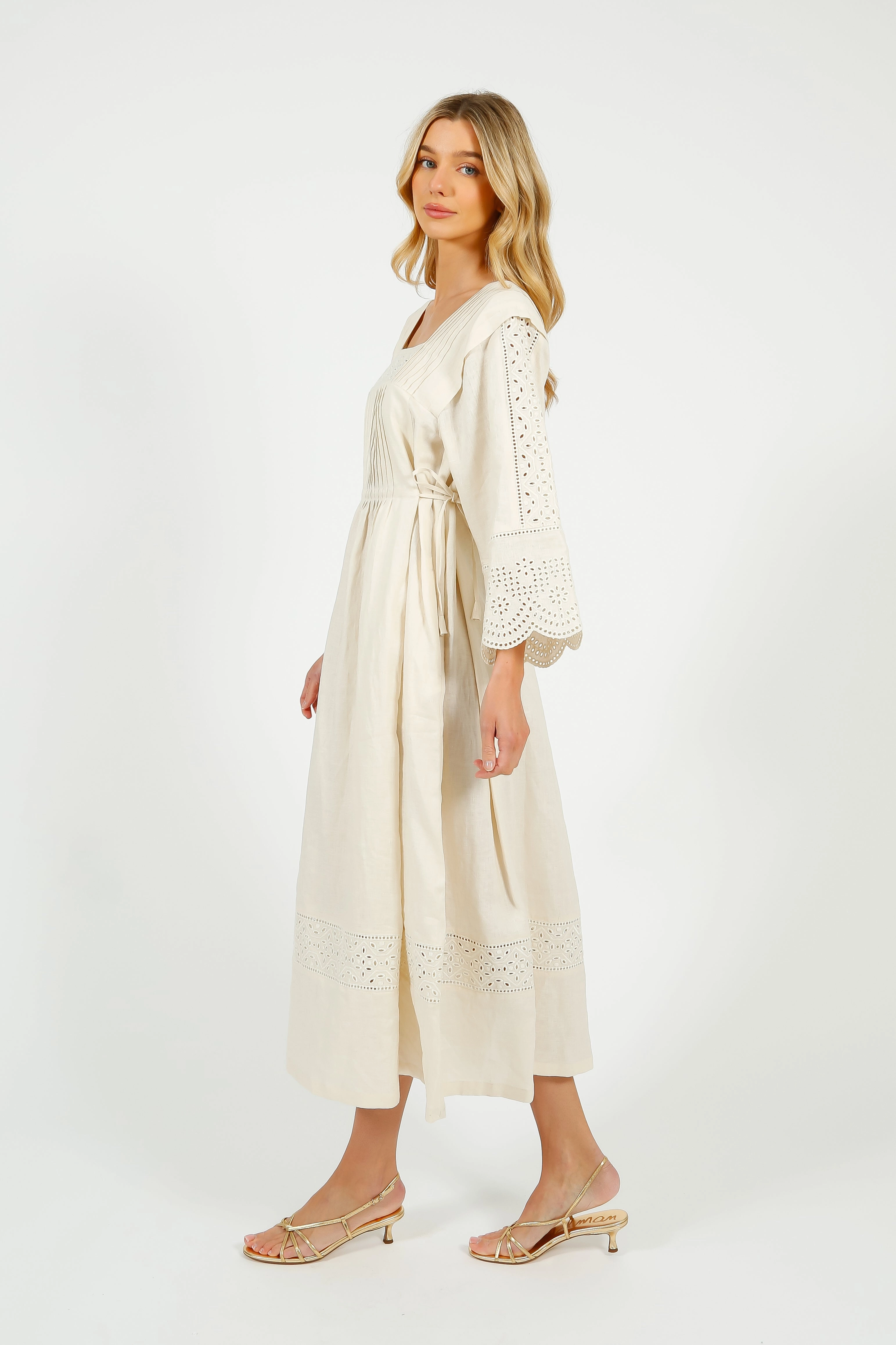 MM Luglio Dress in Ecru Minimal Core