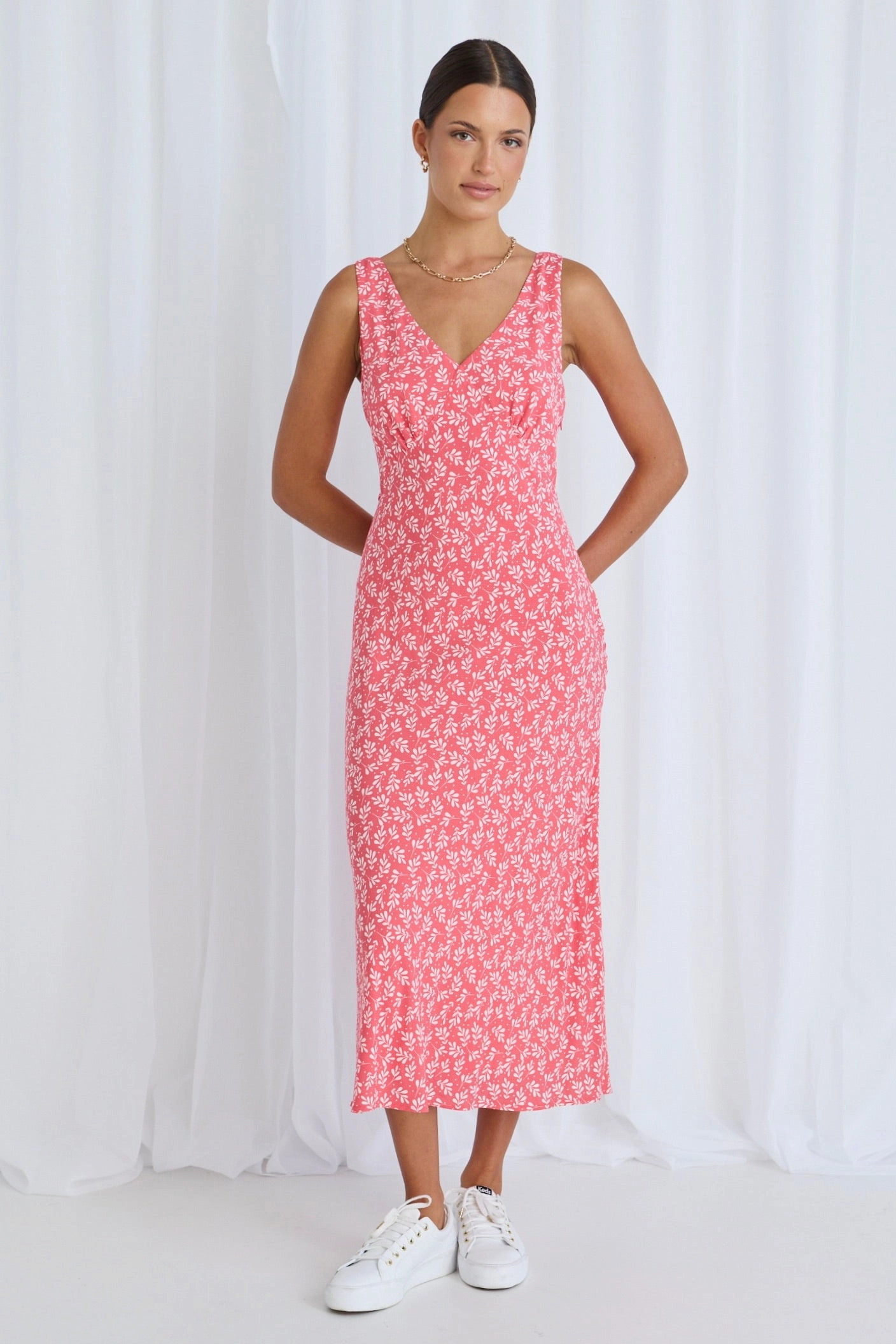Astro Coral Twiggly Sleeveless Slim Fit Midi Dress Quick Layer