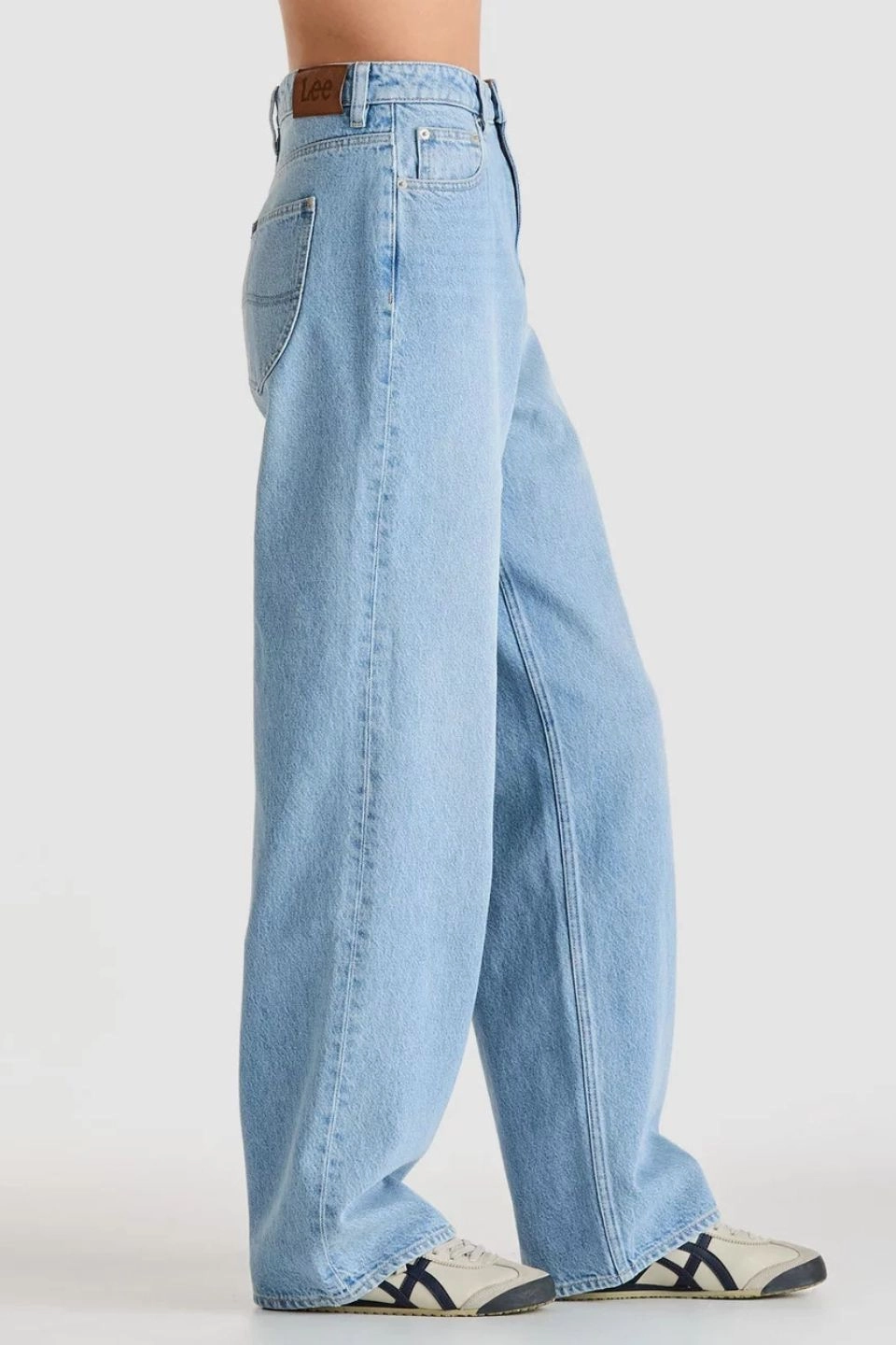 Comfort Fit Chic Appeal High Baggy Light Horizon Blue Jean