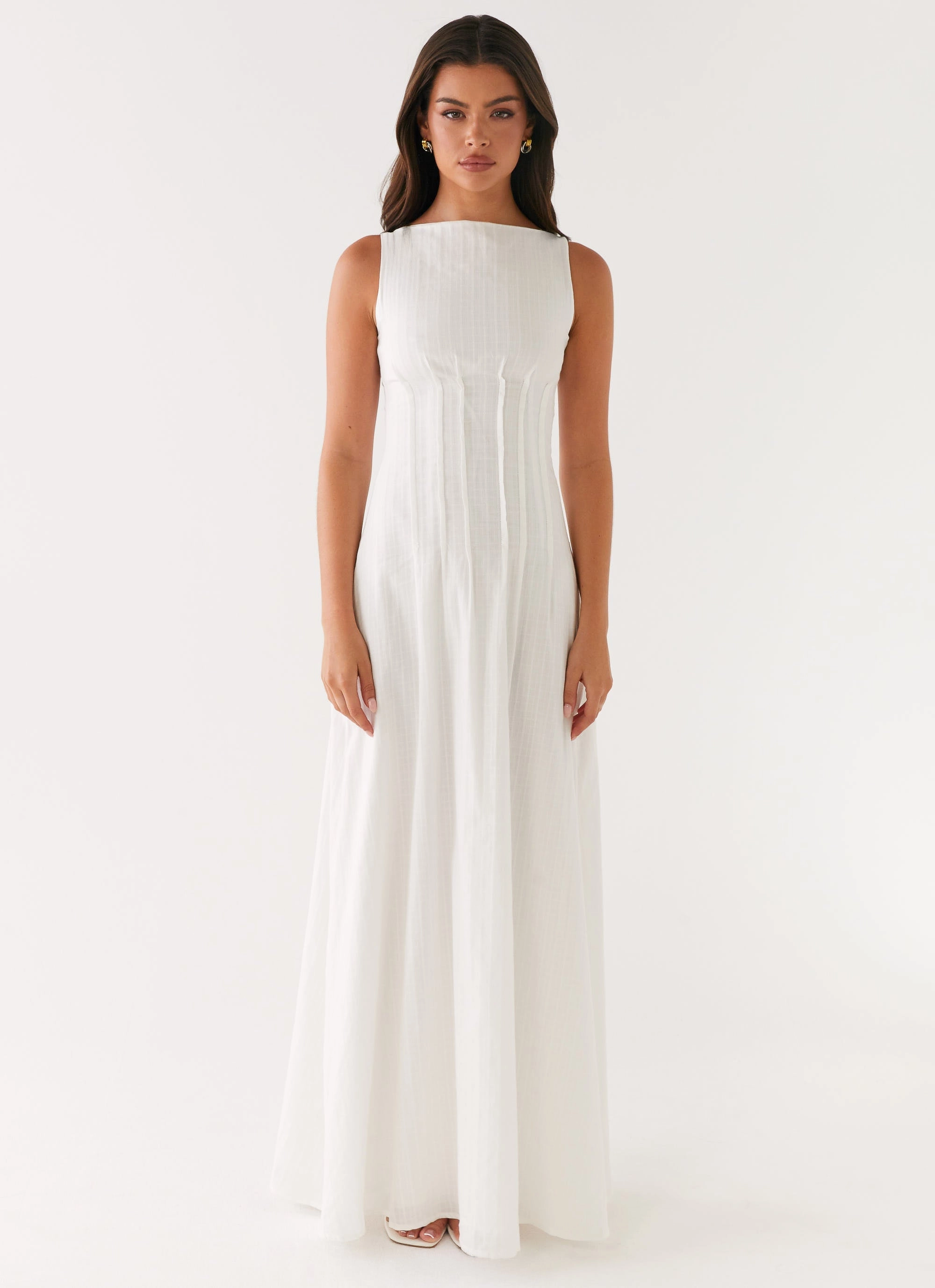 Maloney Maxi Dress - White Comfortable Waist Design Fit Resort Vibes