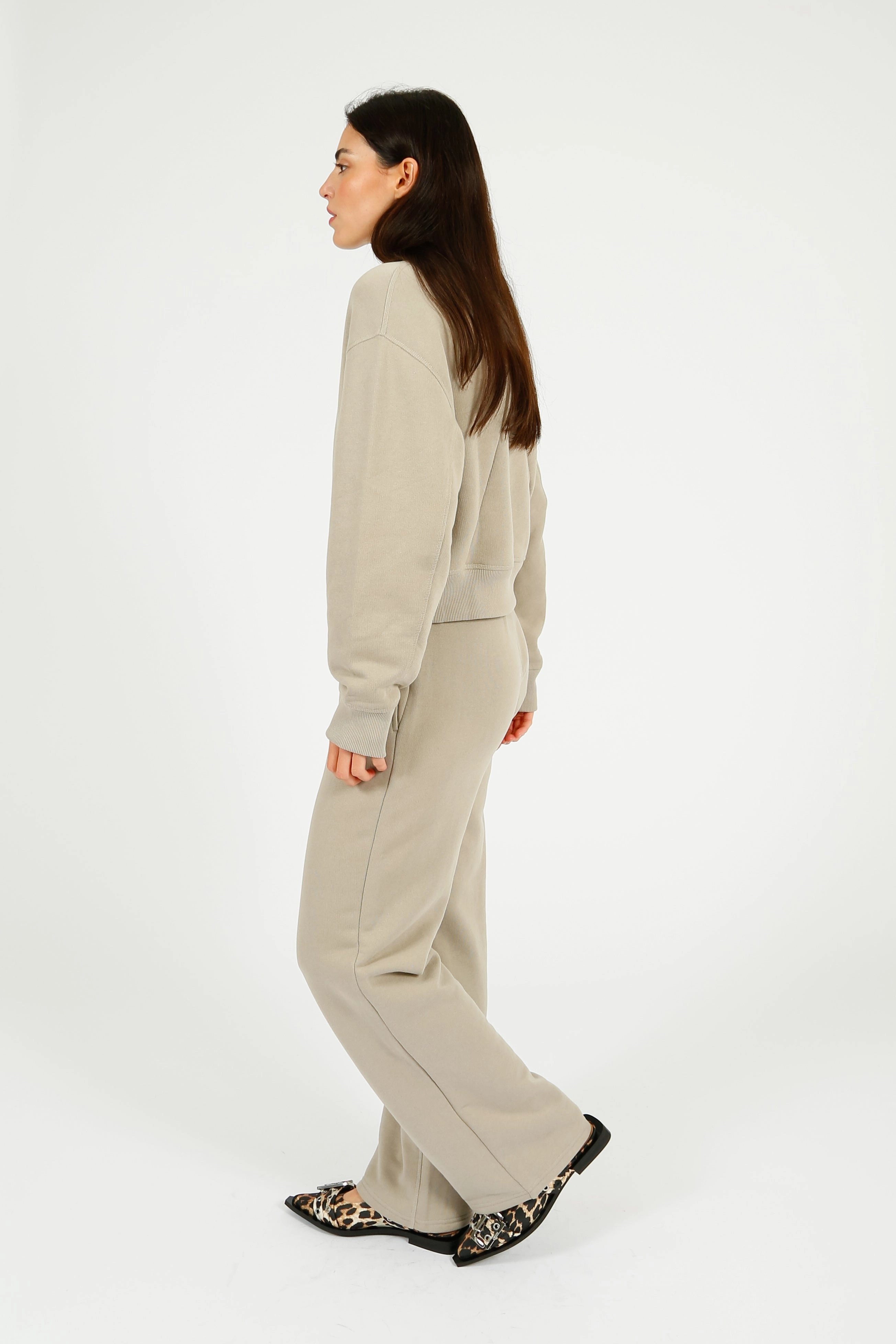 Clean Fit R&B Vintage Terry Wideleg Sweatpant in Fossil