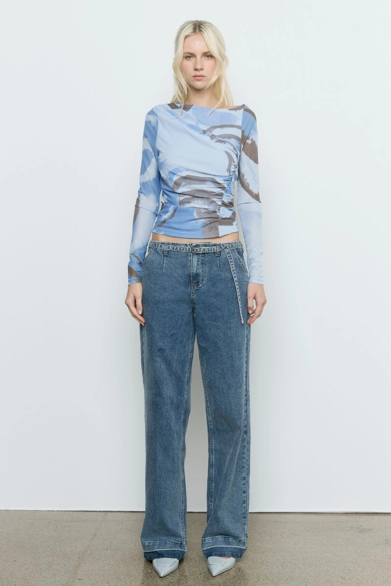 Flatlock Seam Technology NonScratchyLining Whirl Slate Mesh Print LS Top