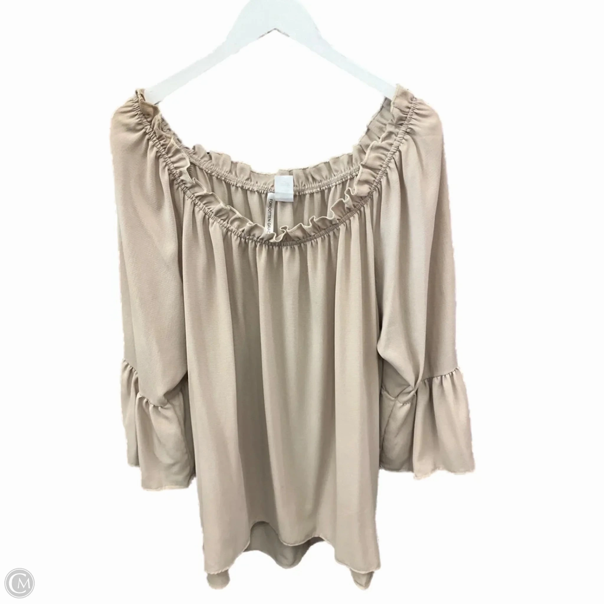 Layer Ready Fit Stylish and Fun Top Short Sleeve By Clothes Mentor In Beige, Size: Xxl