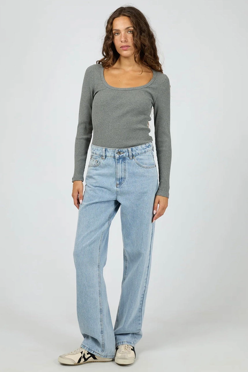 Non Irritating Seams Hazel Charcoal Marle Scoop LS Top