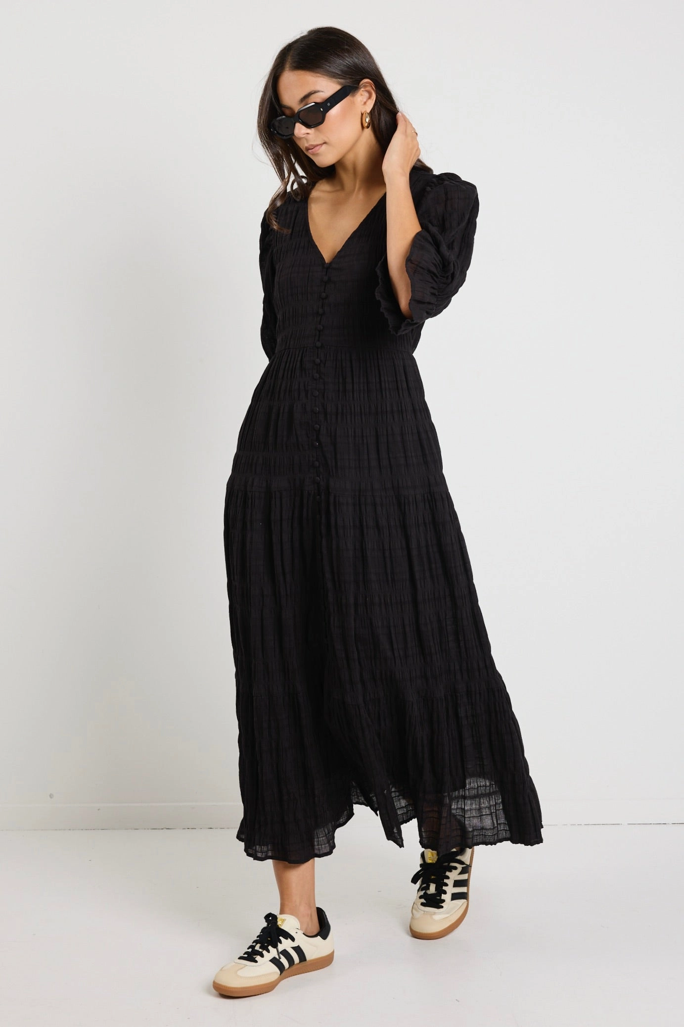 Light Rhythm Dreamy Black Bubble SS Button Front Tiered Maxi Dress