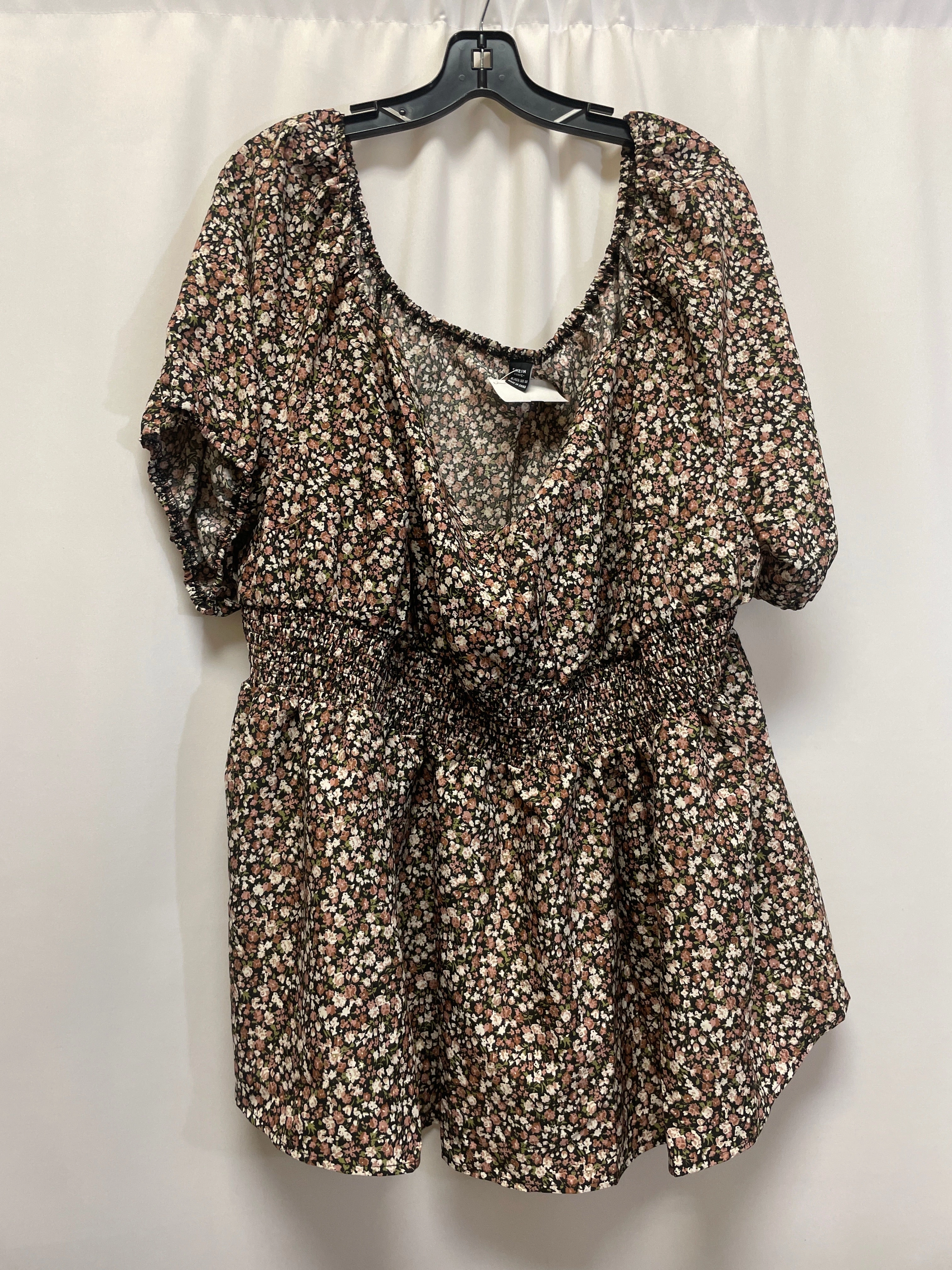 Top Short Sleeve By Shein In Tan, Size: 4x Perfect for Outdoors