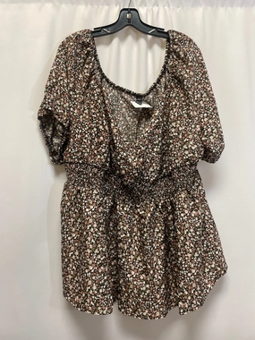 Top Short Sleeve By Shein In Tan, Size: 4x Perfect for Outdoors