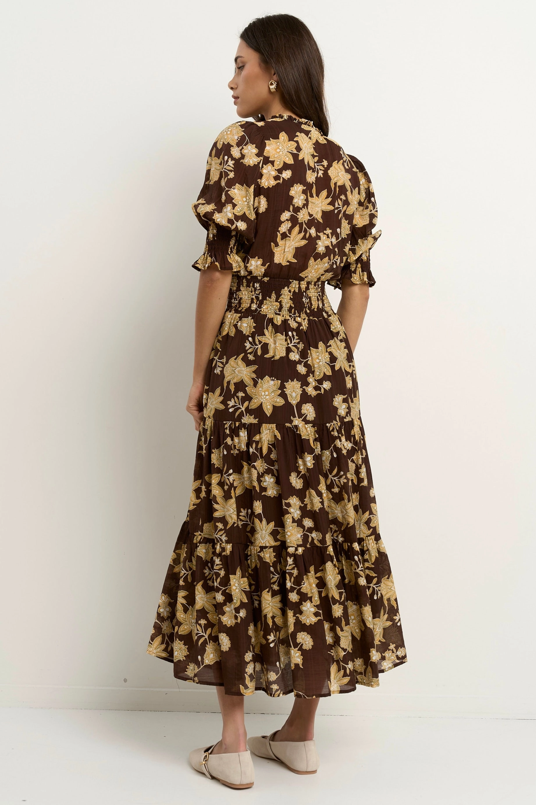 Charlie Chocolate Khaki Floral SS V Neck Tiered Midi Dress Luxe Fabric