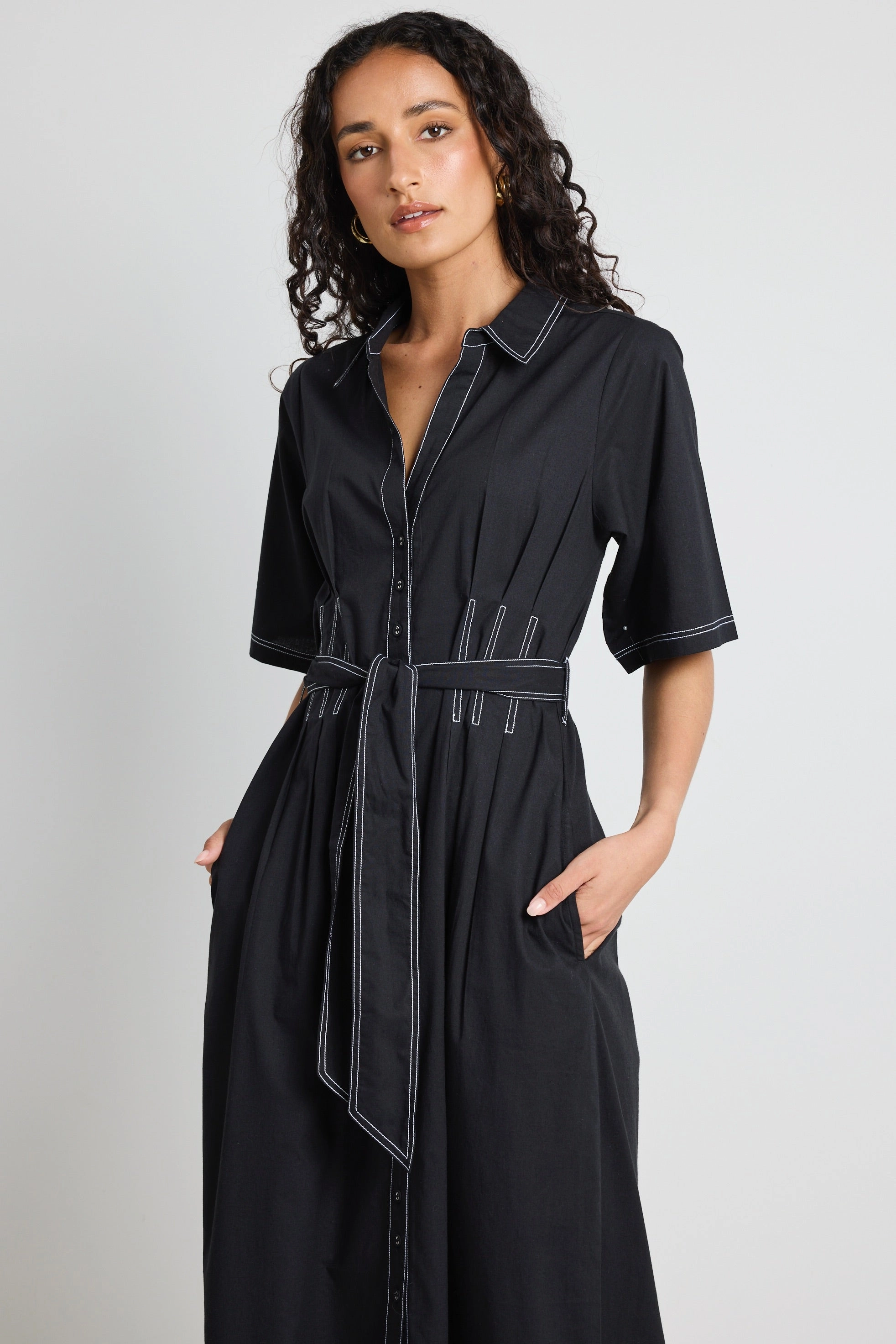 Raw-Hem Silky Layer Service Black Cotton Short Sleeve Midi Shirt Dress