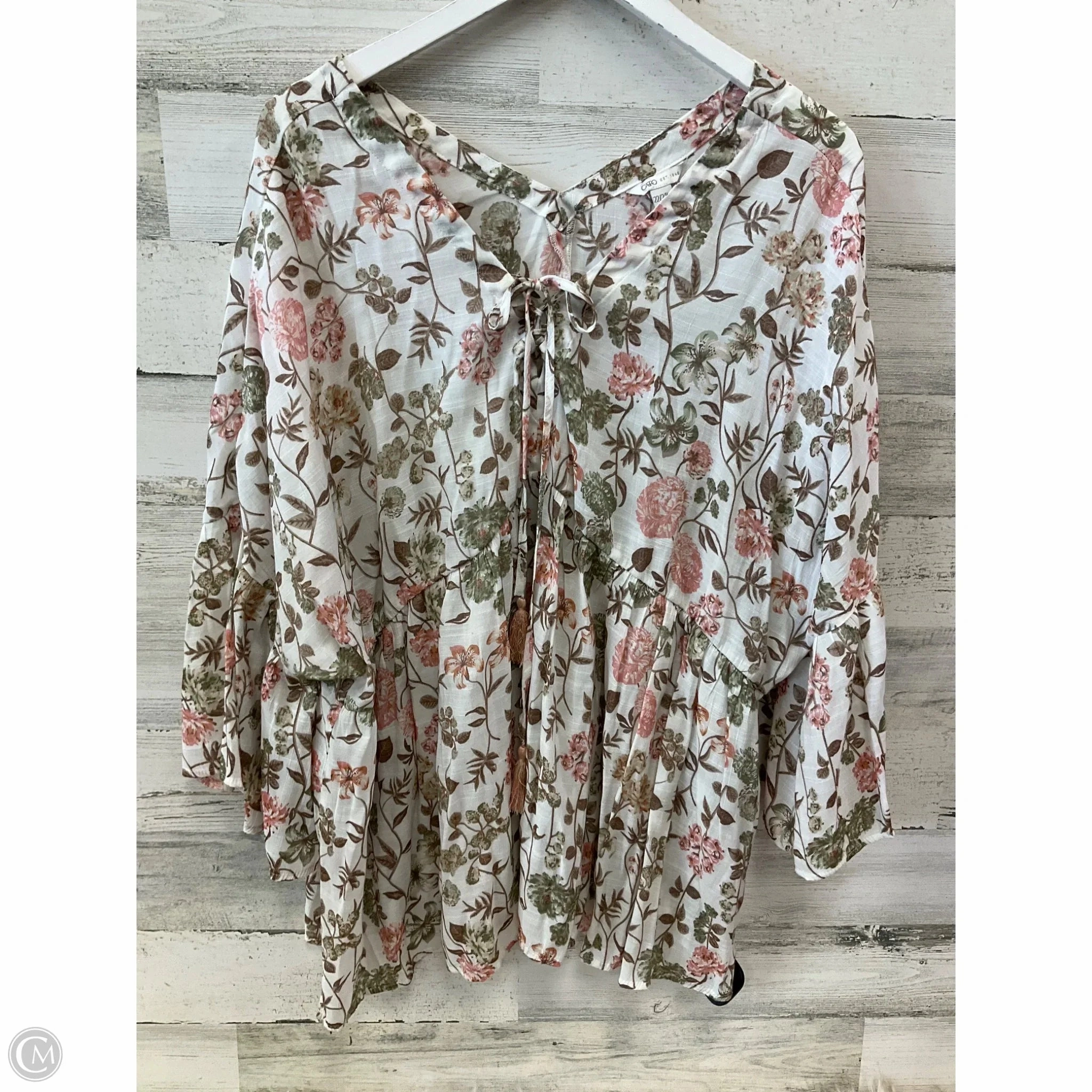 Top Short Sleeve By Cato In Cream, Size: 3x Breathable Mesh Panels Airflow Mesh Panels