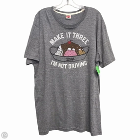 Top Short Sleeve By Homage In Grey, Size: 1x Teenager fashion