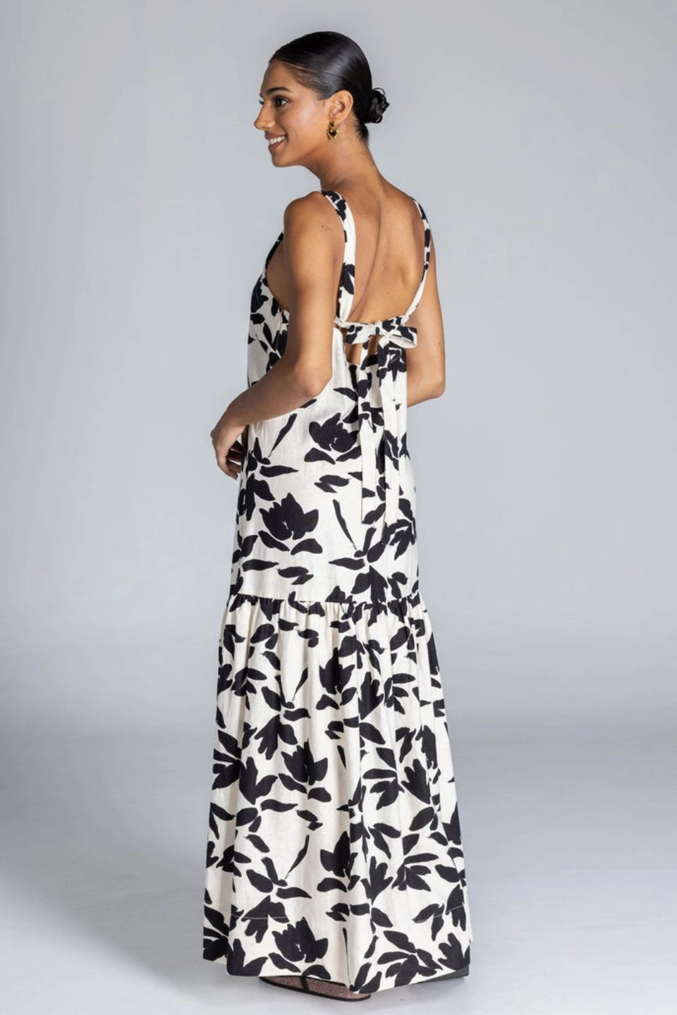 Break Your Heart Ivory Black Floral Cotton Linen Strappy Maxi Dress Mixed Fabric Sleek Motion