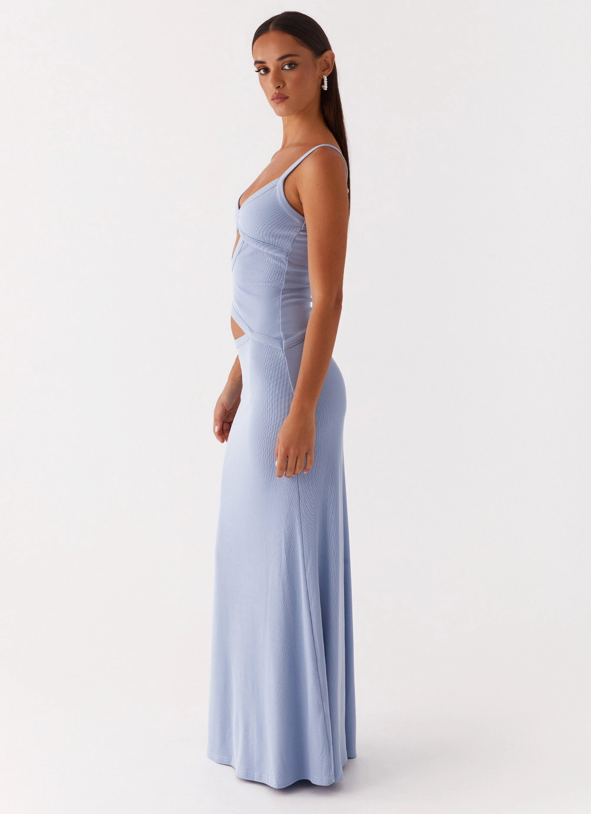 Guest Glam Clean Fit Jocelyn Maxi Dress - Blue