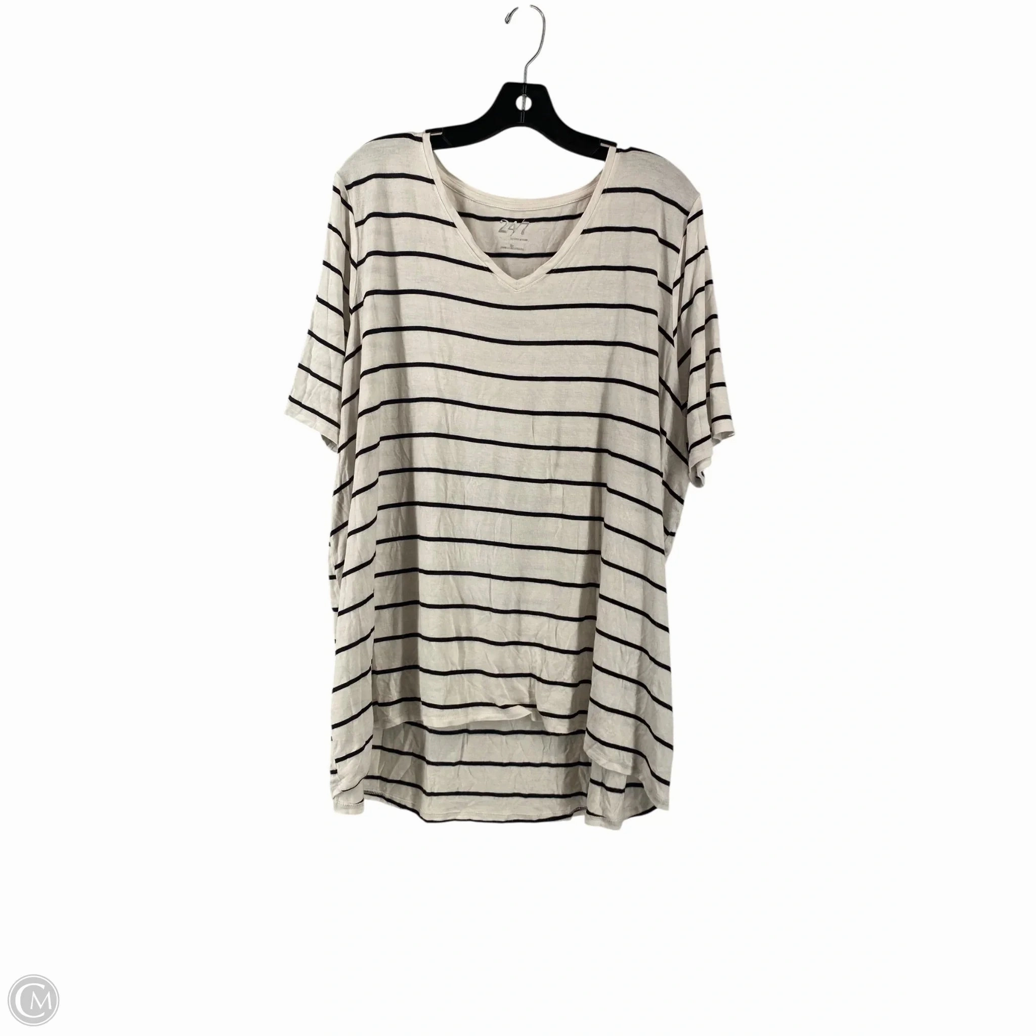 Top Short Sleeve By Maurices In Striped Pattern, Size: 2x Active Comfort Casual Layering Wear