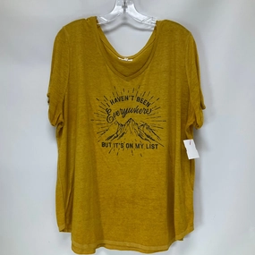 Soft touch finish Soft and Lightweight Top Short Sleeve By Maurices  Size: 2x