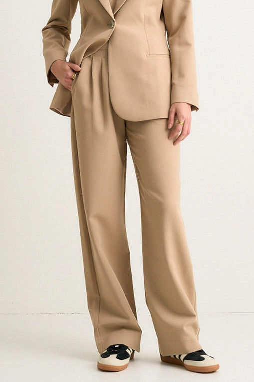Sister Camel Textured Wide Leg Pants AbrasionResistantPanels Body-Hugging Fit