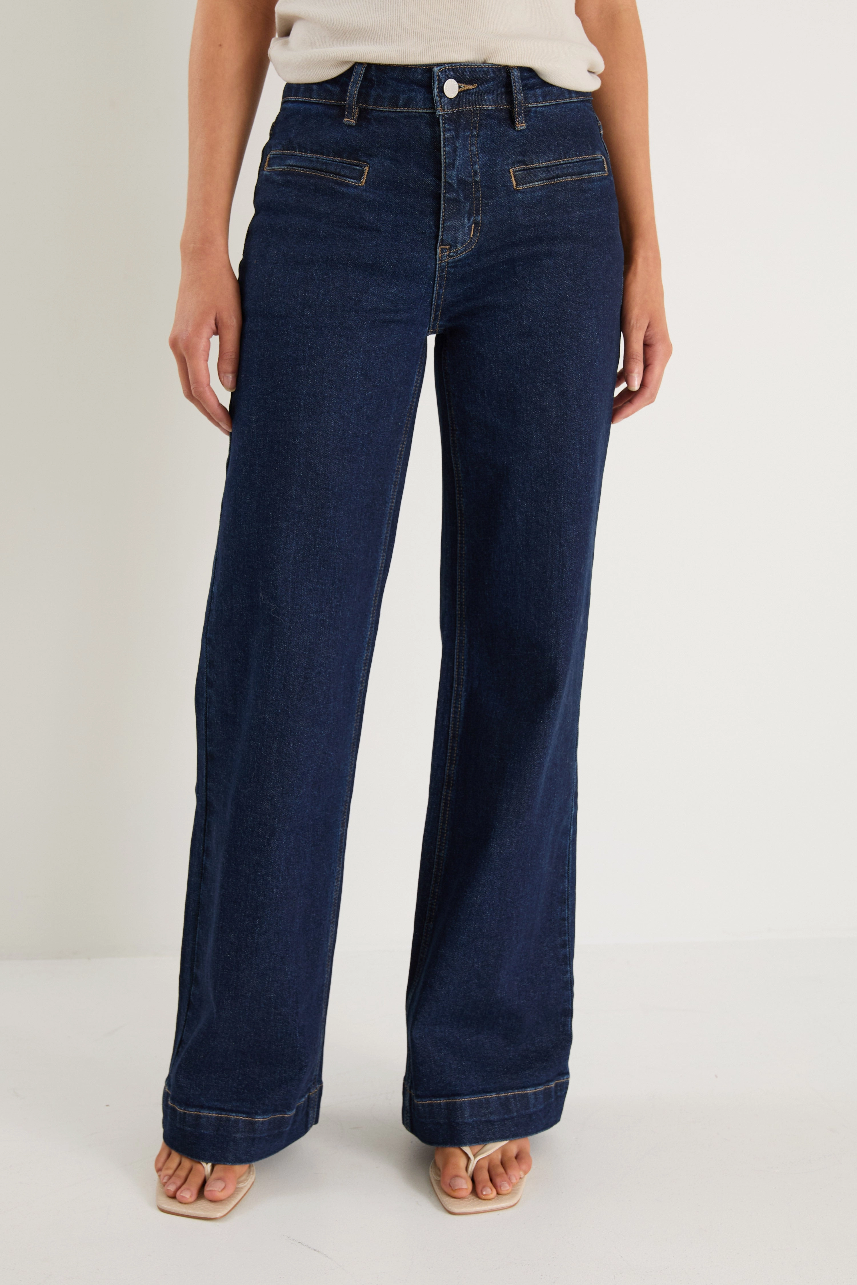 Concert Indigo Mid Rise Wide Leg Welt Pocket Jean Rugged Comfort