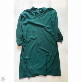 Top Short Sleeve By Torrid In Green, Size: 3x RelaxedFit Active Design