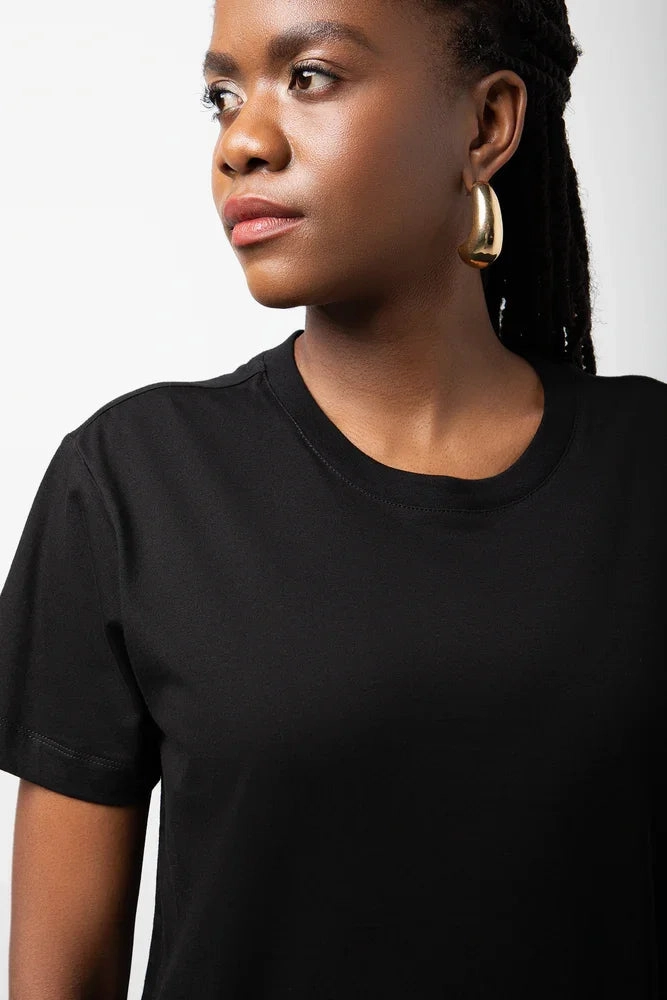 FlexibleCollarStructure Bonded Seam Construction Crew Neck Short Sleeve Regular Fit T-Shirt Black