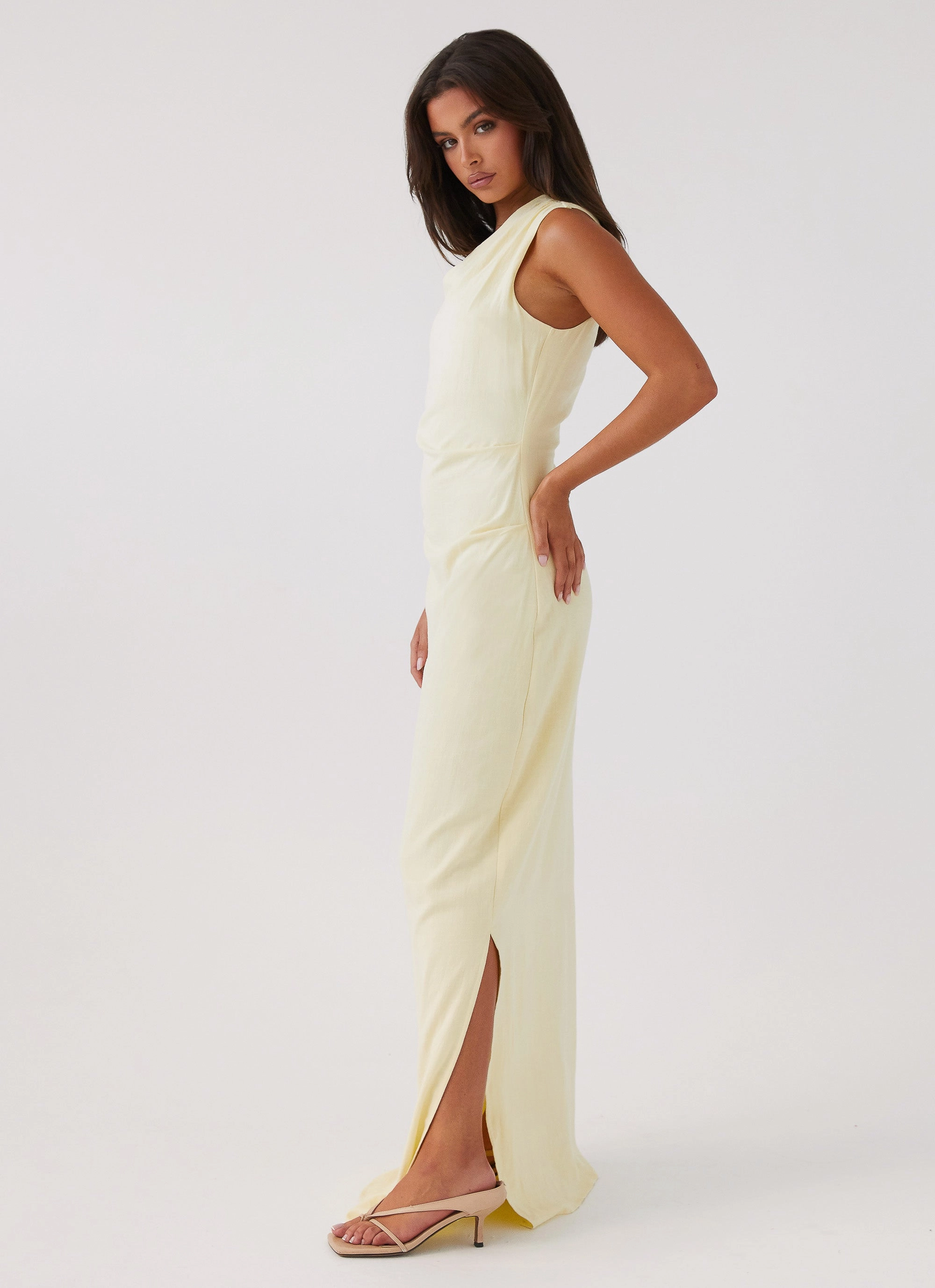 Daffodil Charm Linen Maxi Dress - Sunflower Yellow Modern Cut Machine-washable