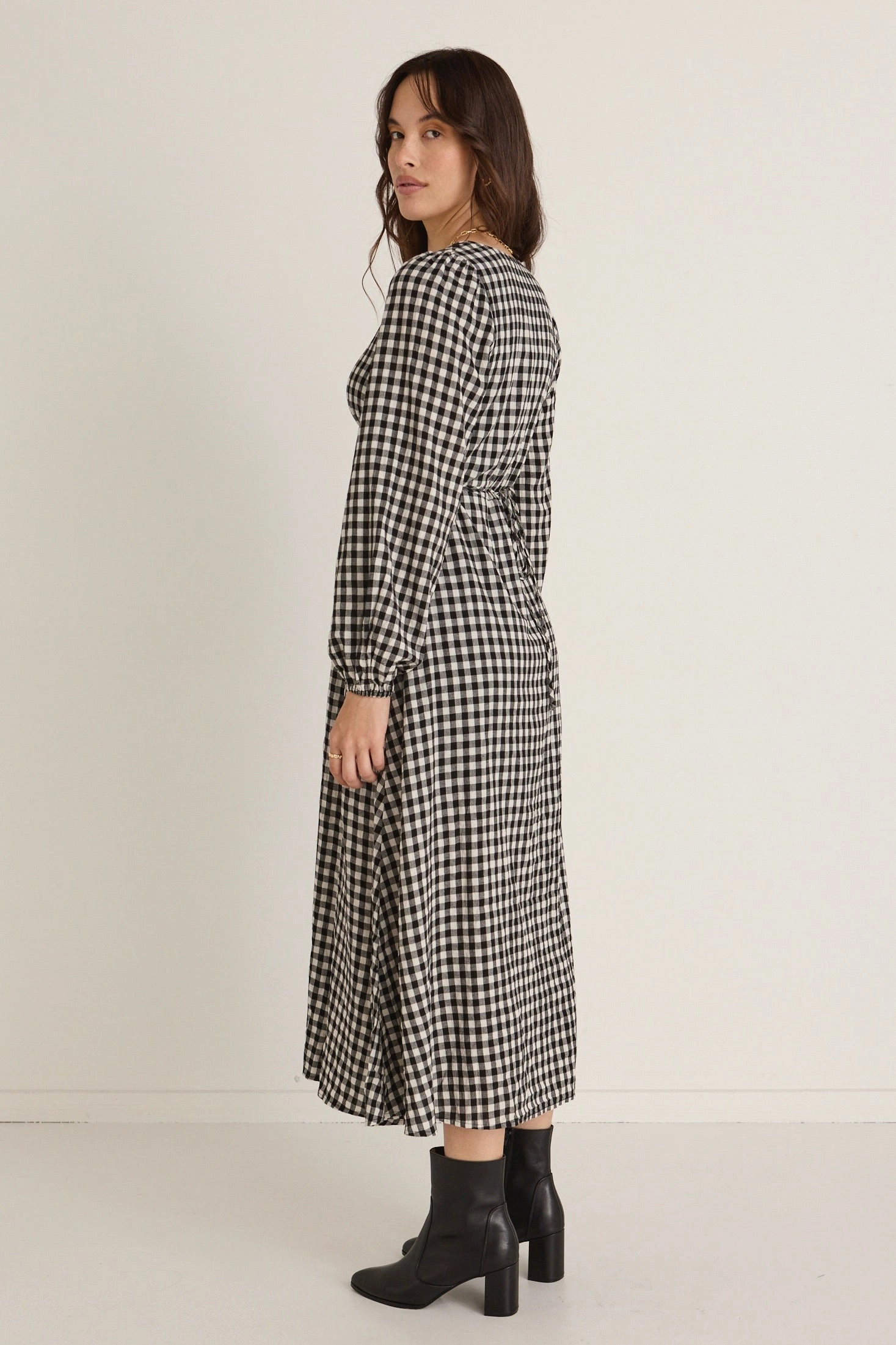 Back Glow Damsel Black Gingham LS Button Front Midi Dress