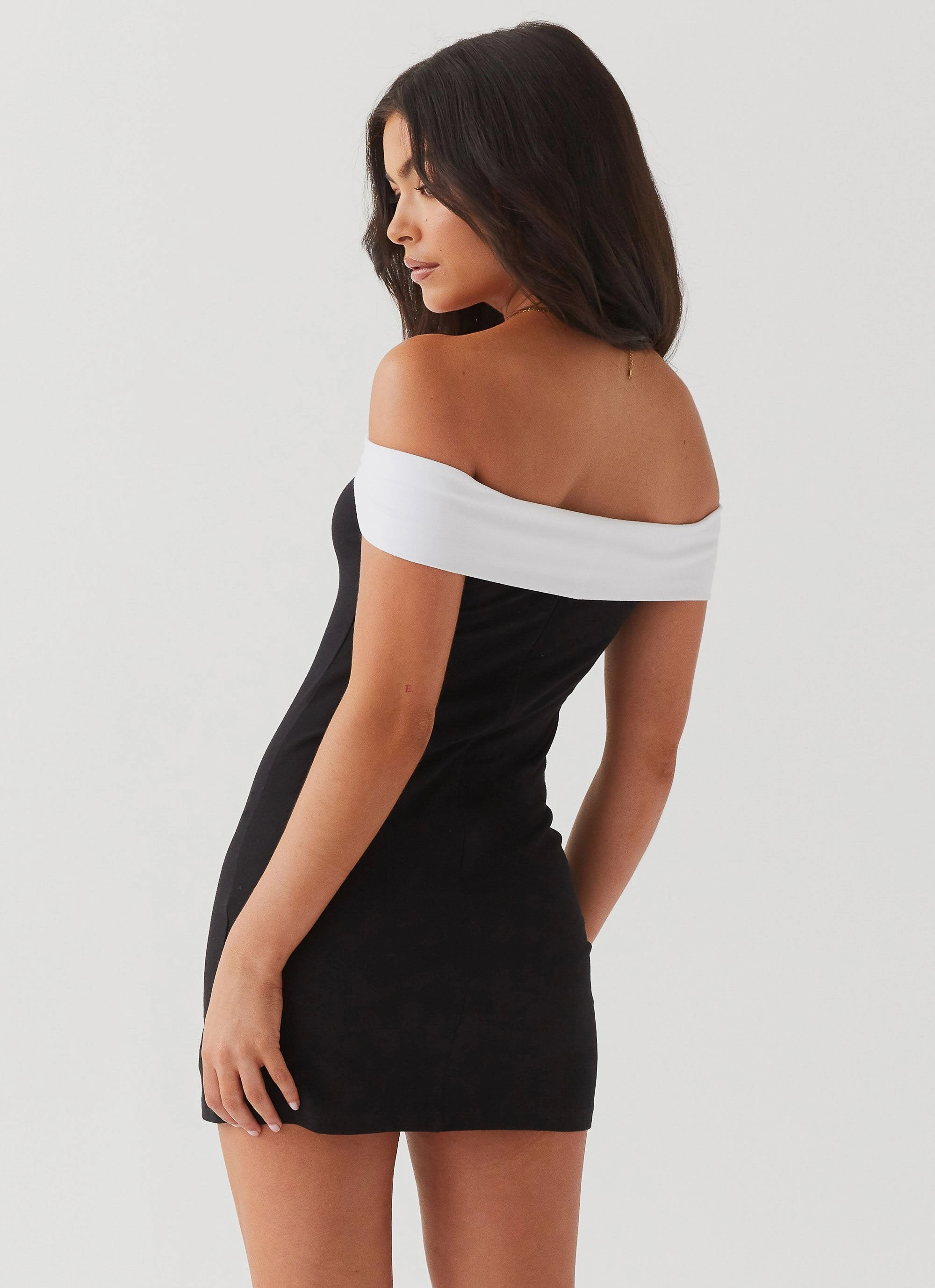 One-Shoulder Diamonds and Pearls Mini Dress - Black