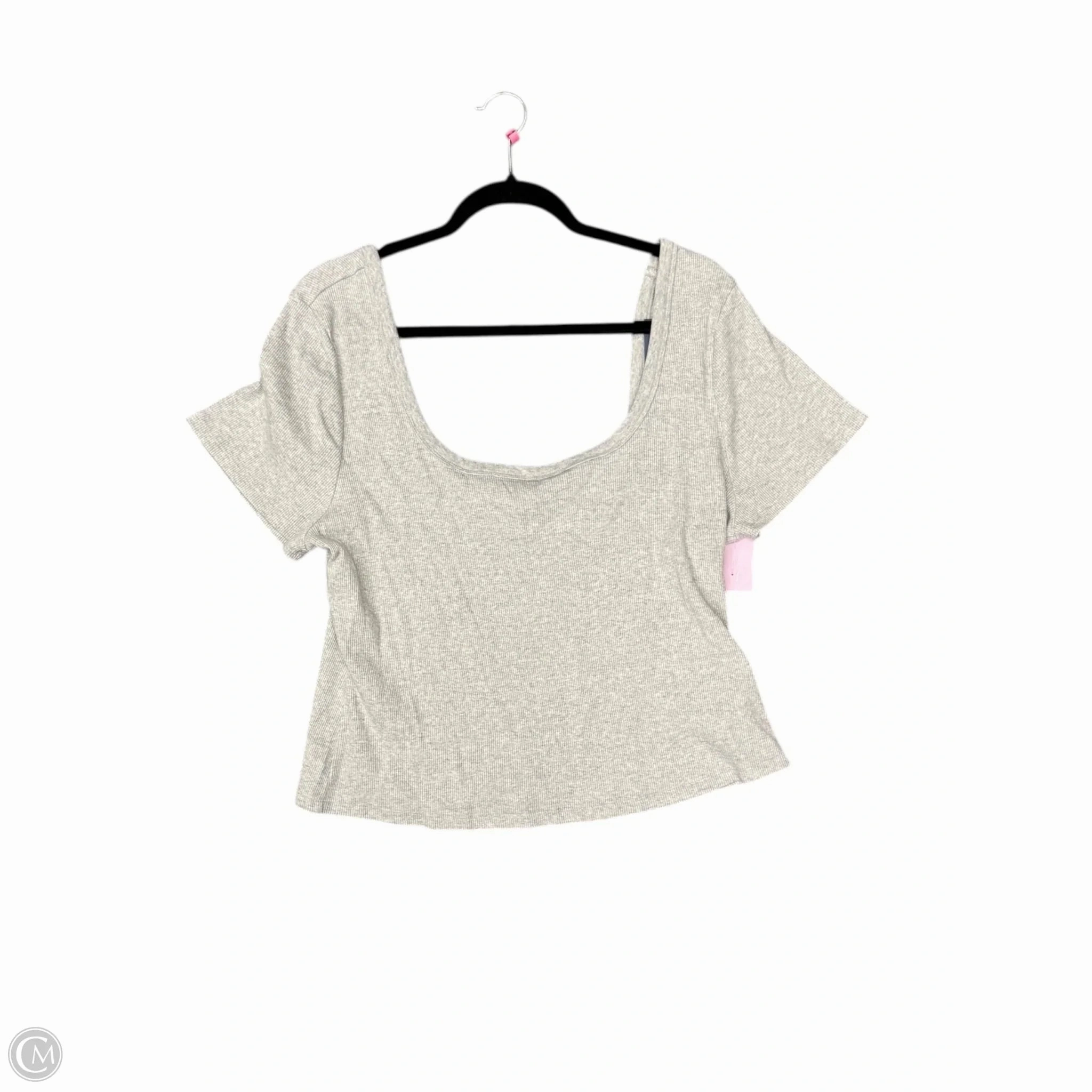 Comfortable And Versatile Top Short Sleeve By Universal Thread In Grey, Size: Xxl