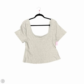 Comfortable And Versatile Top Short Sleeve By Universal Thread In Grey, Size: Xxl
