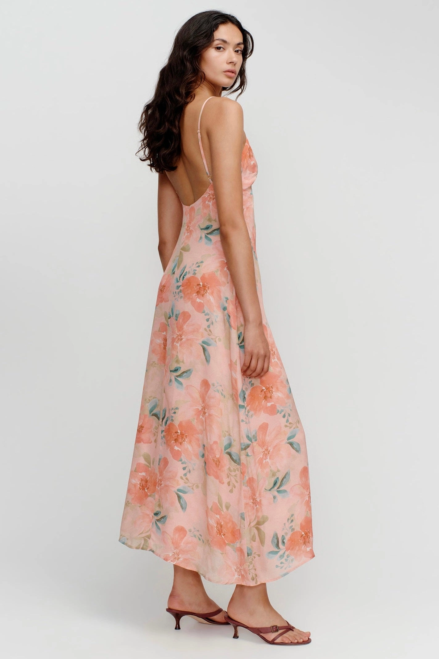 Sustainable-Lining Sleek Form Domenica Pink Floral Midi Dress