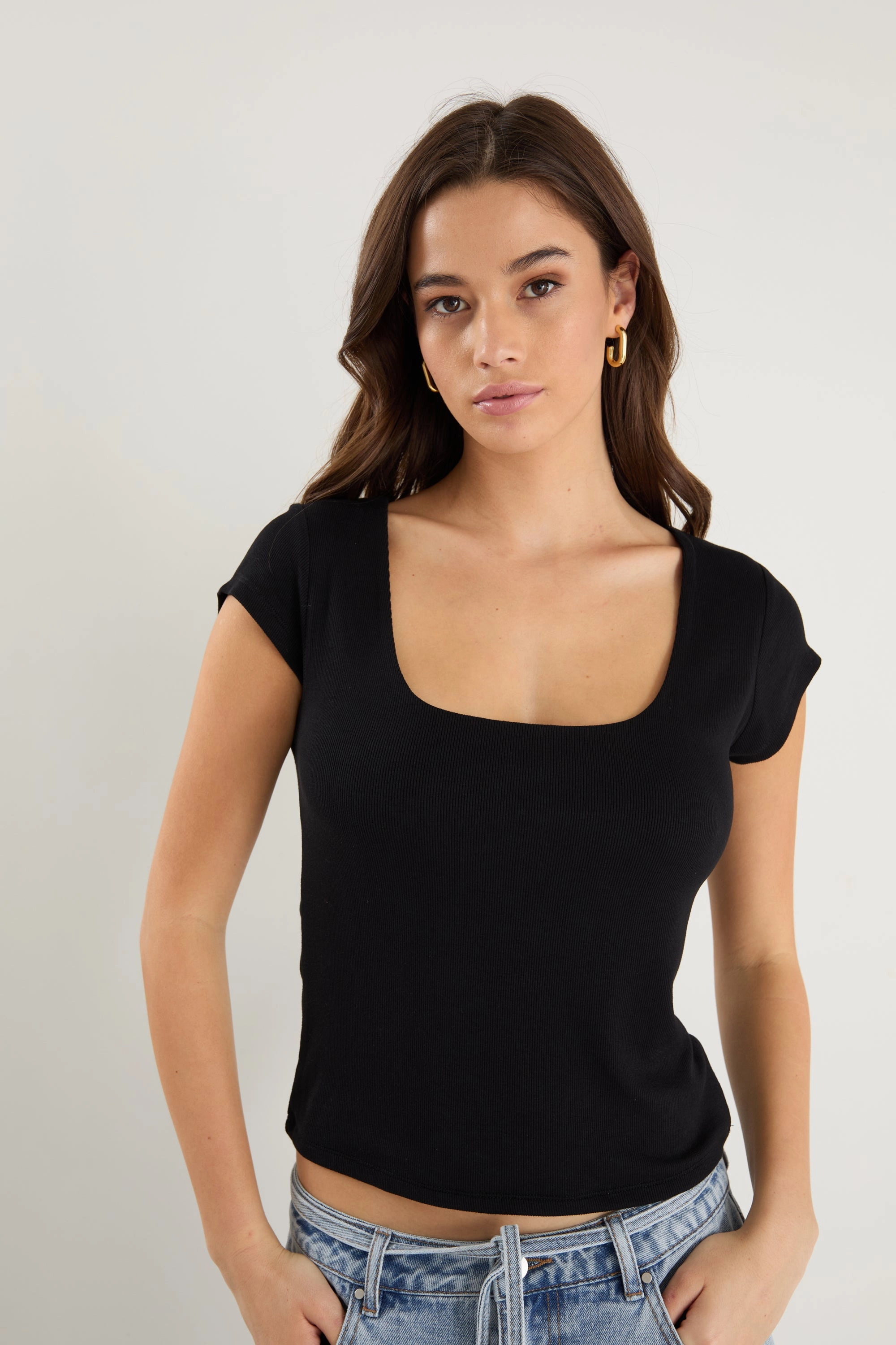 Definitive Black Cap Short Sleeve Square Neck Stretch Top Low Profile Seaming