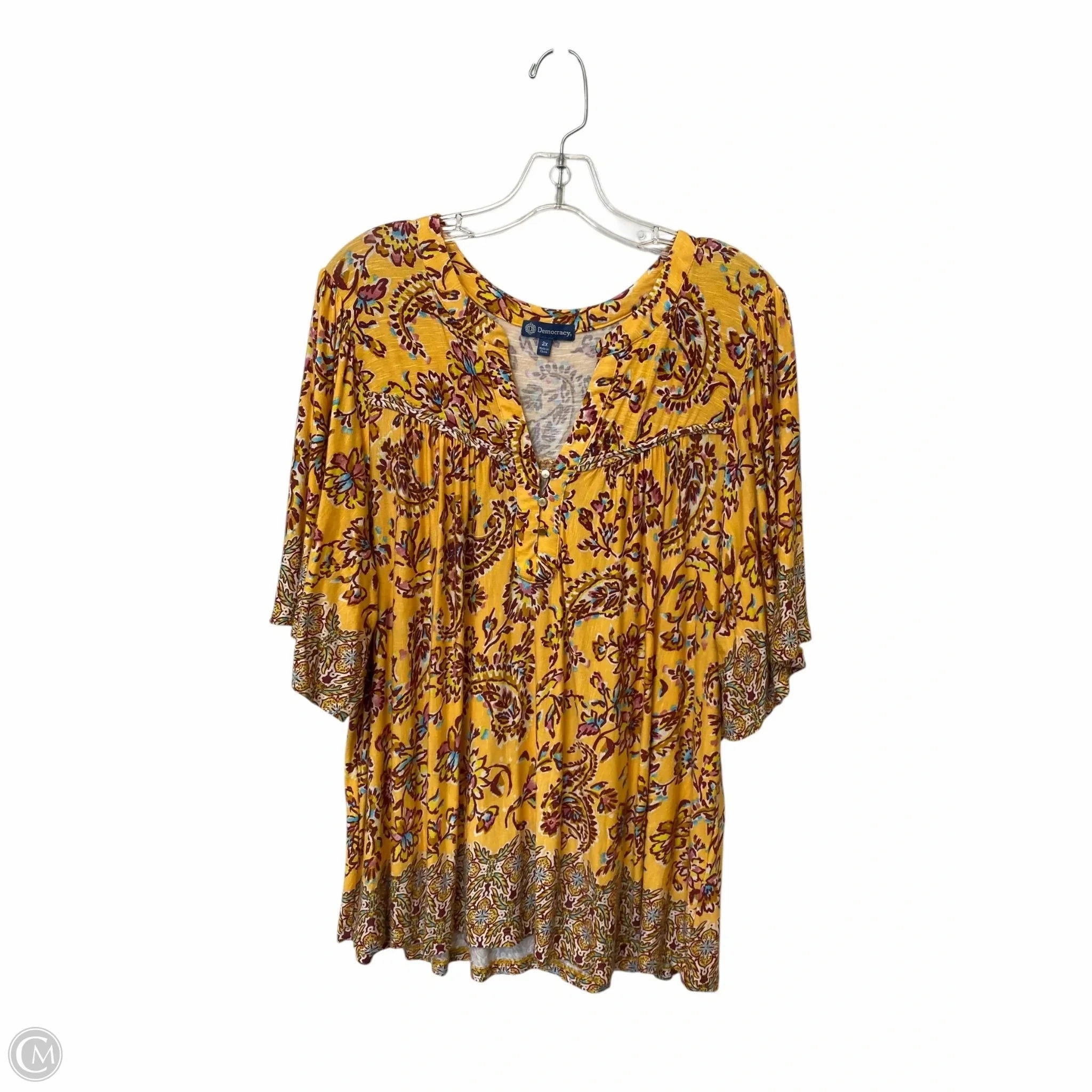 Chic Outfit Top Short Sleeve By Democracy In Yellow, Size: 2x
