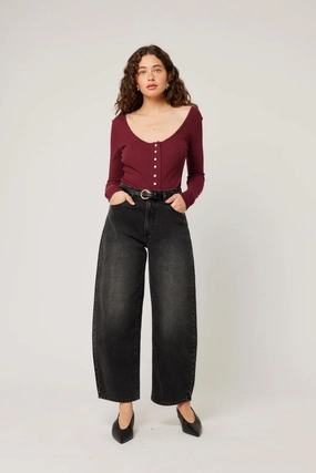 Gigi 80s Black Mid Barrel Jean Quick Comfort Chilly Wear