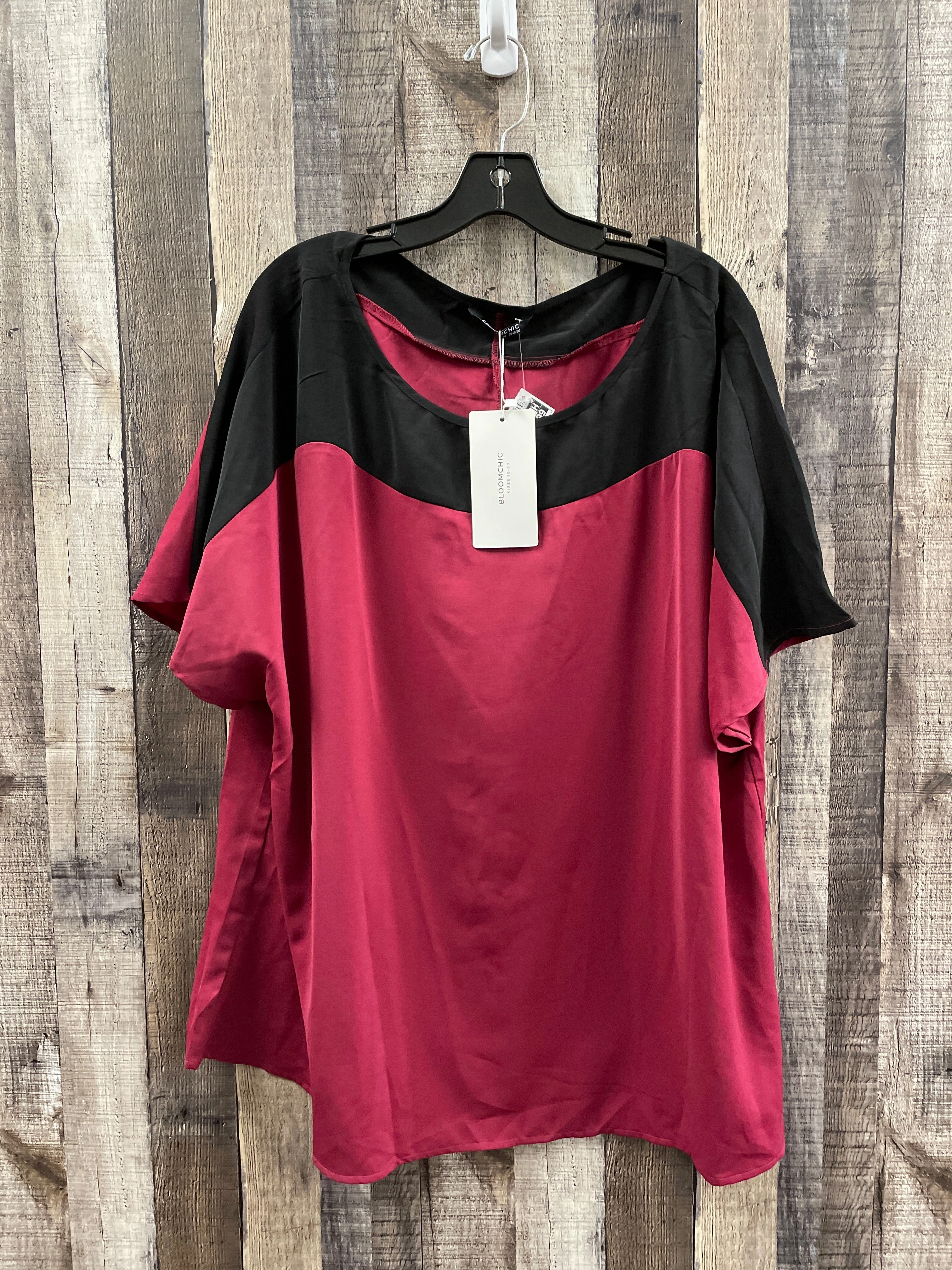 Stretch Fit Top Short Sleeve By Cme In Black & Red, Size: 1x