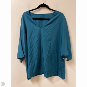 Top Short Sleeve By Shein In Blue, Size: 2x Gym workout Classic Layering