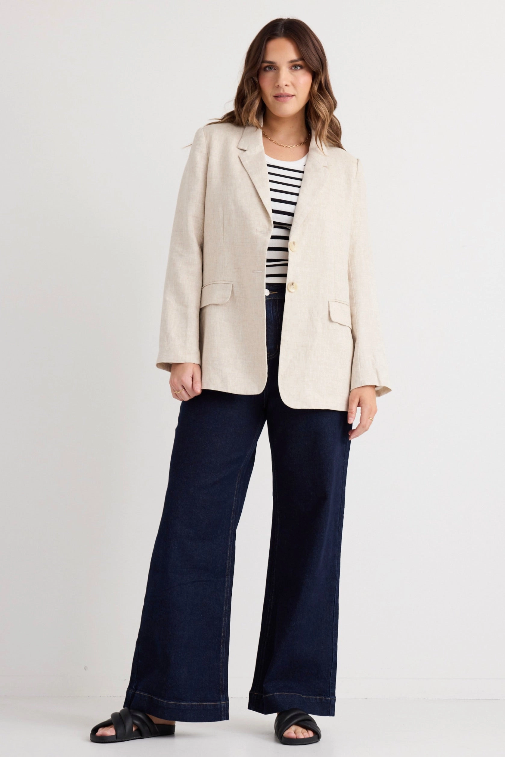 Aster Natural Linen Single Breasted Longline Blazer Road Trip Ready
