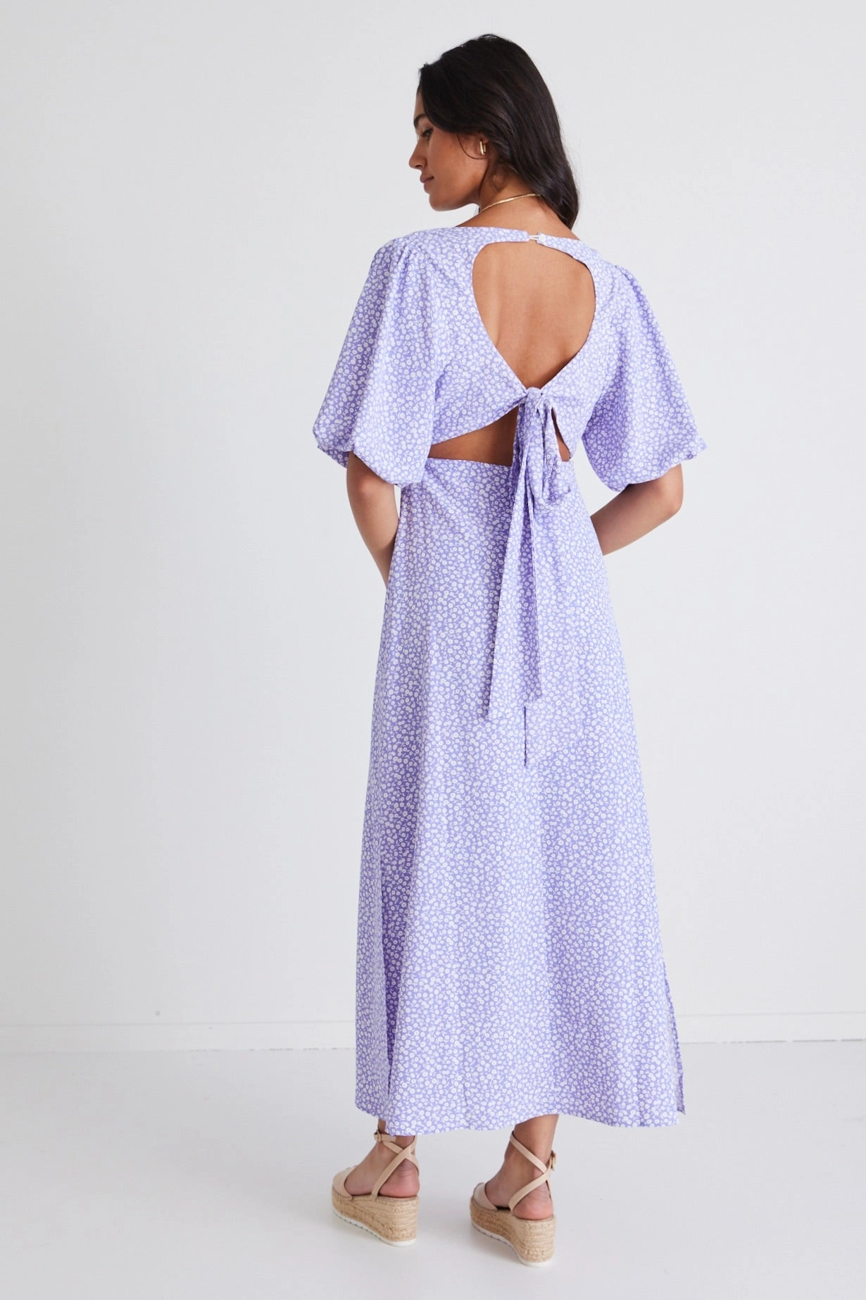 Polished Layer Quick Glam Empire Lilac Ditsy Puff Sleeve Midi Dress