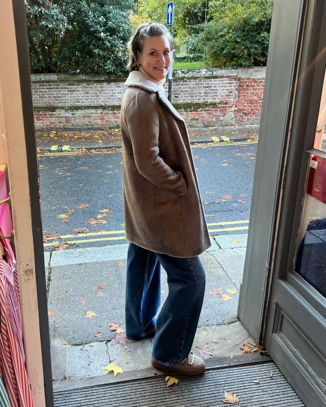 Daily Wear Jacket Thermal Regulating Hoodie Oakwood Reversible Venus Lily Fur Wool Jacket in Taupe