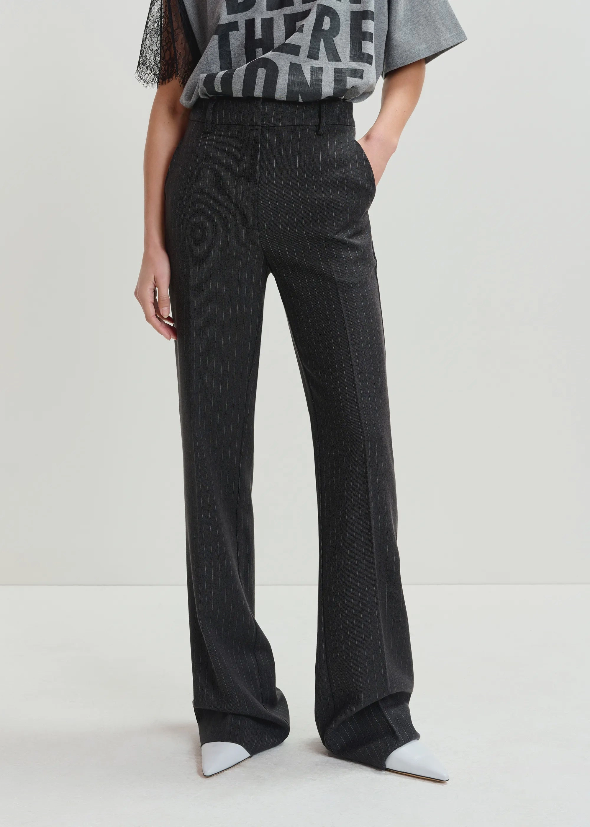 Comfy Cut Essentiel Antwerp Invade Fitted Flared Pants in Shadow