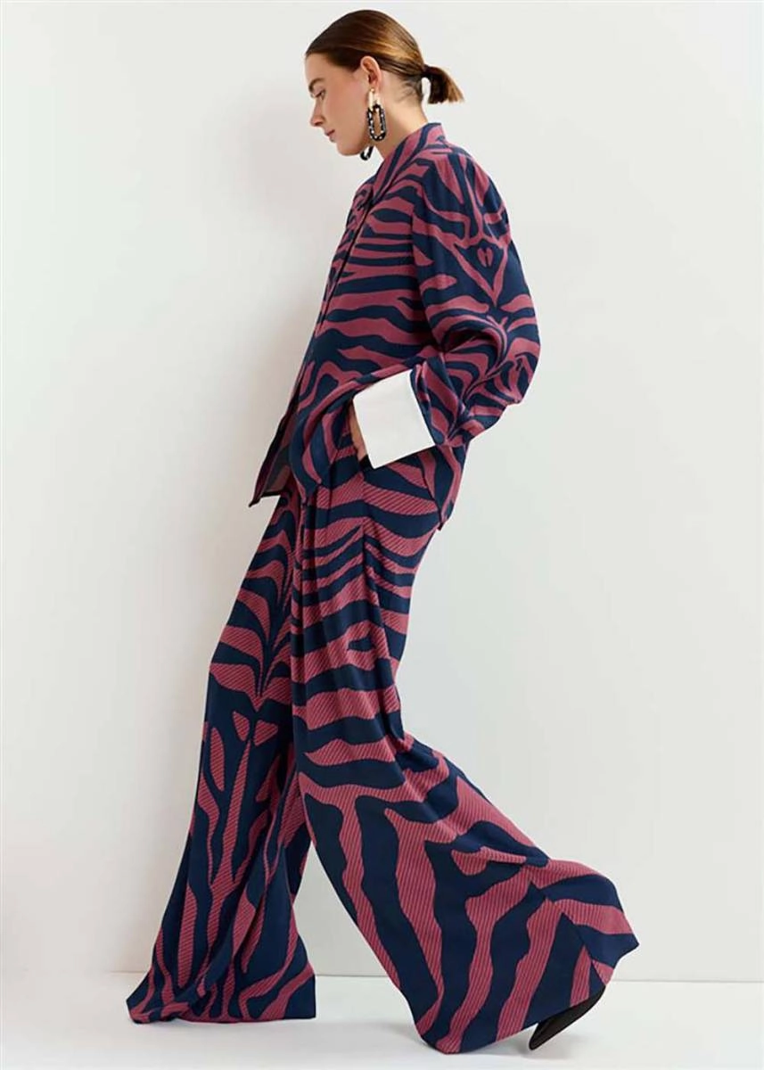 Essentiel Antwerp Iwide Wide Leg Pants in Fudge Frappe Anti Static Finish Modern Fit