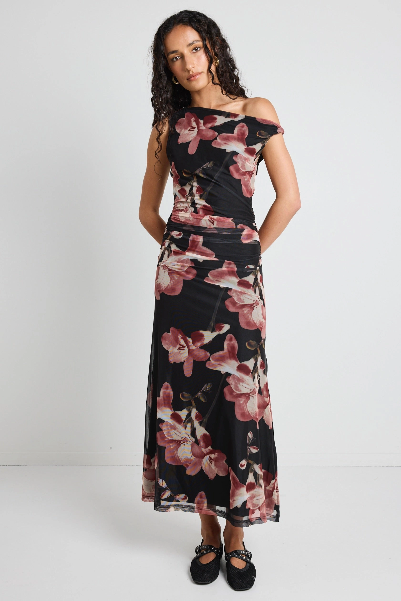 Work Appropriate Love Glow Method Blush Floral Mesh Twist Shoulder Midi Dress