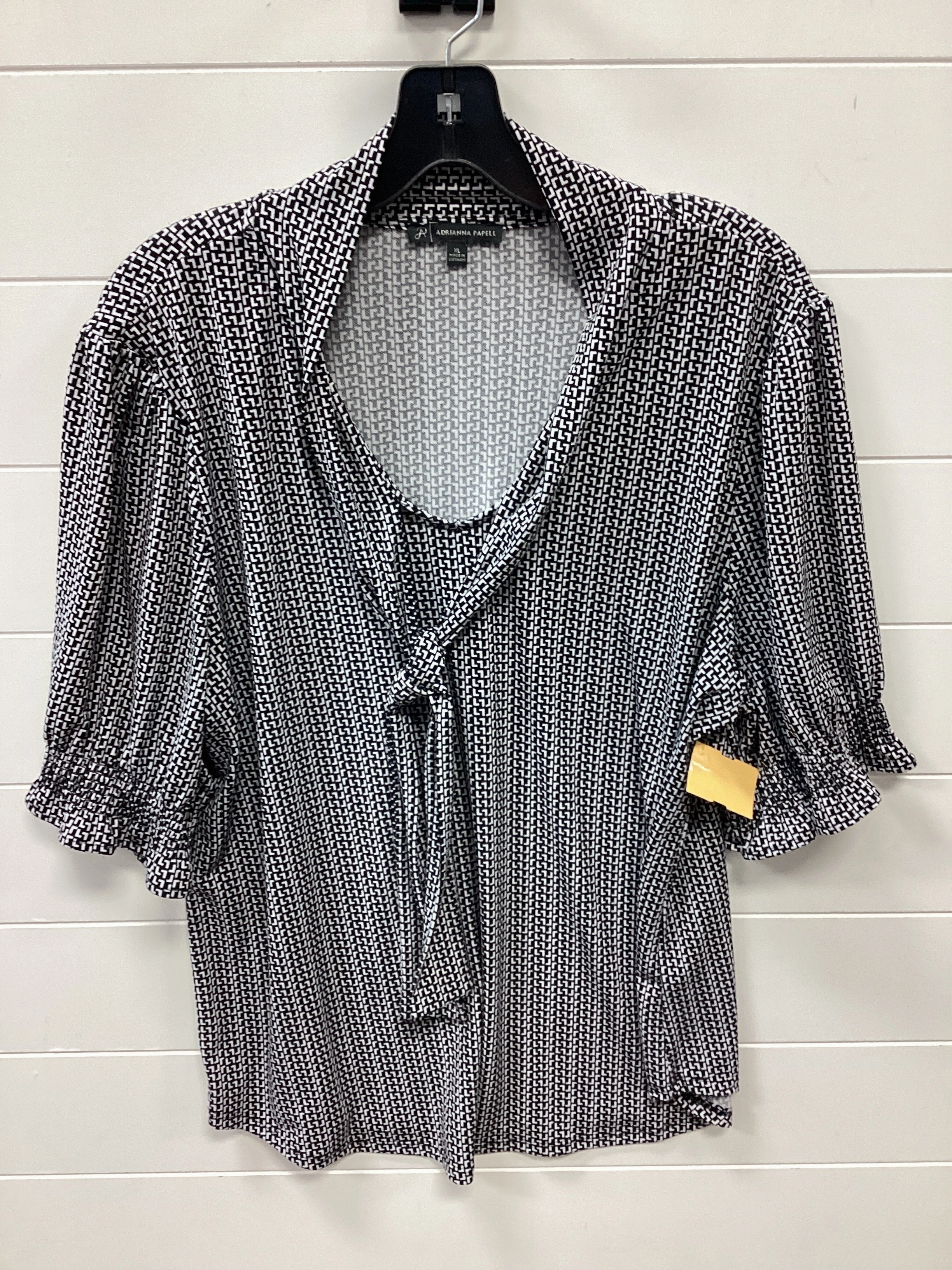 Modern Smart yoga clothing Top Ss By Adrianna Papell In Black, Size:Xl