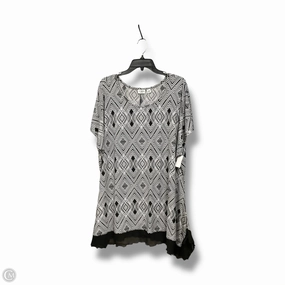 Top Short Sleeve By Cato In Black & White, Size: 3x Quick Dry Performance yoga clothing
