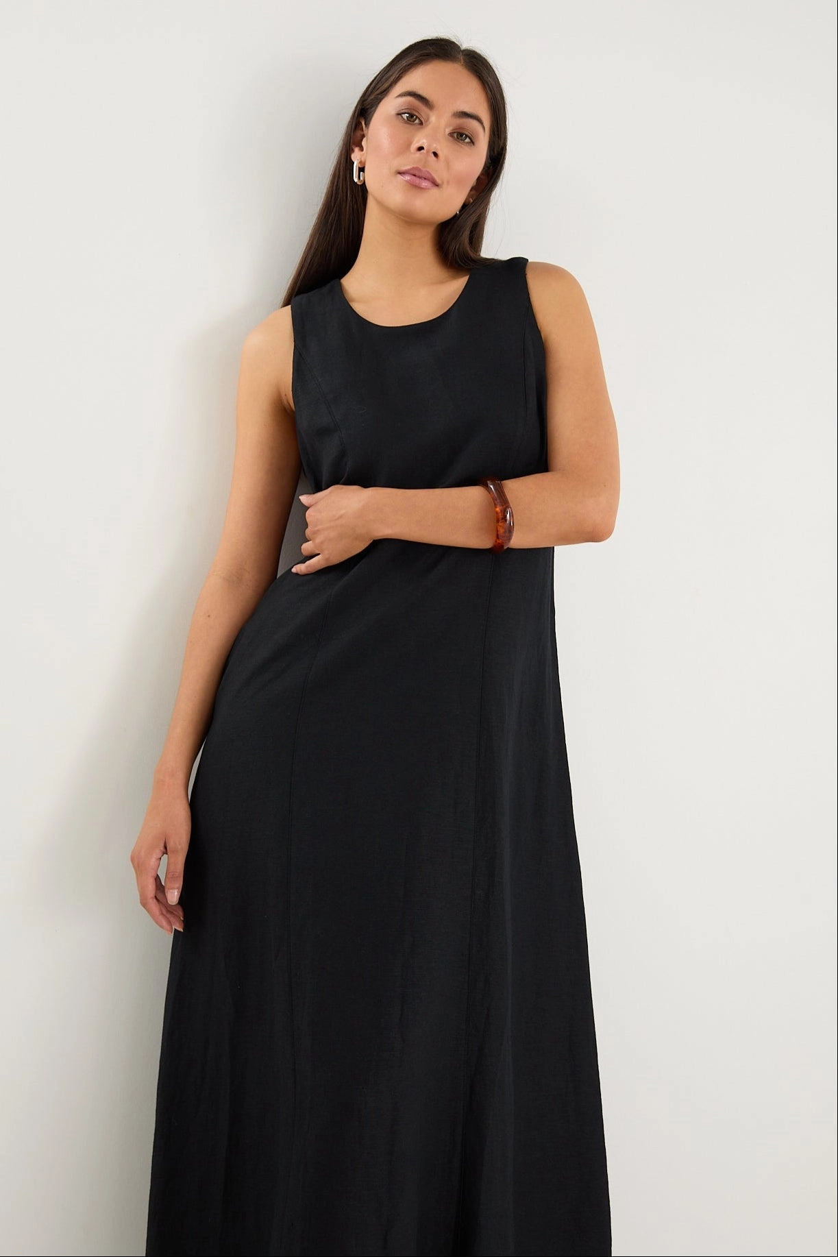 Smooth Wear Easygoing Black Linen Blend Sleeveless Crew Neck Midi Dress