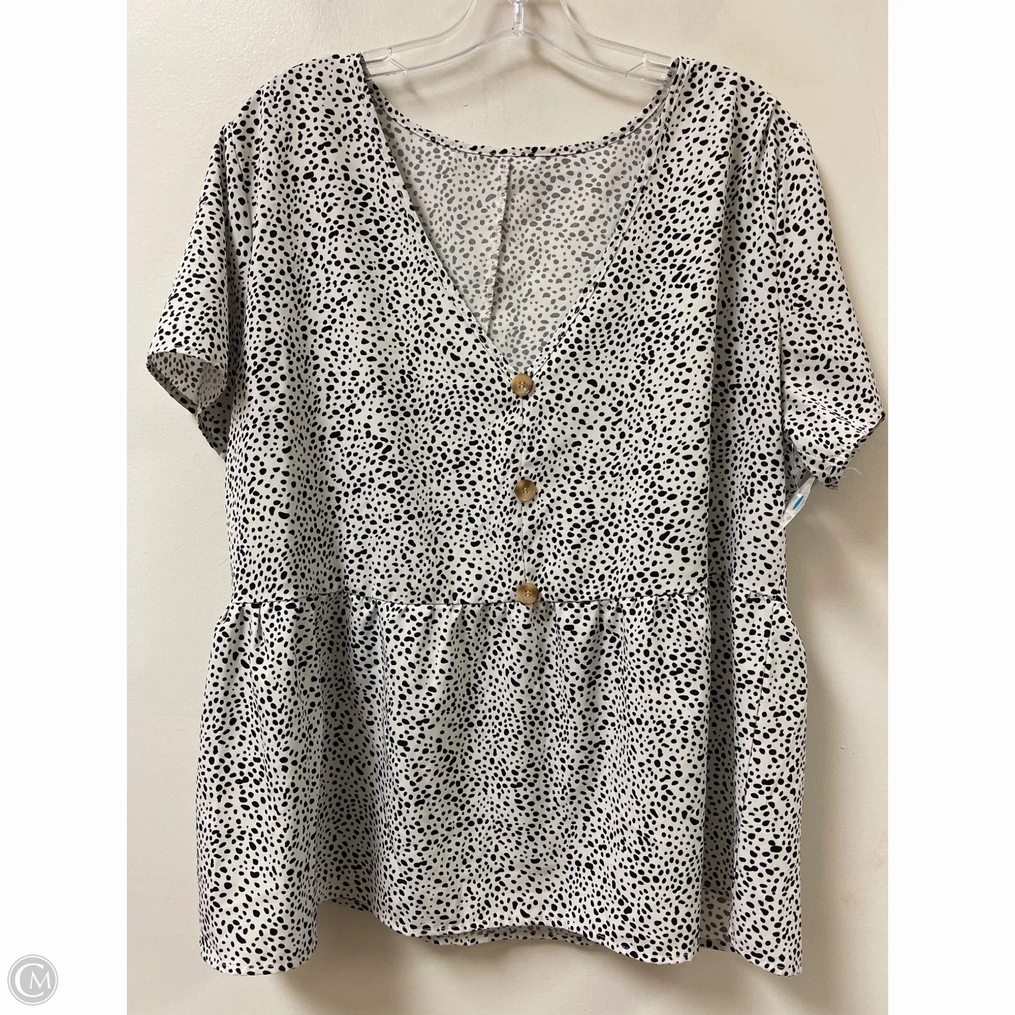 Top Short Sleeve By Clothes Mentor In Black & White, Size: 2x Trendy Basics Essential Top